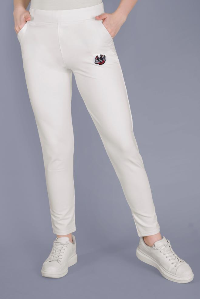 Hijab clothing WHITE CRESTED SWEATPANTS 70199  - ALVİNA