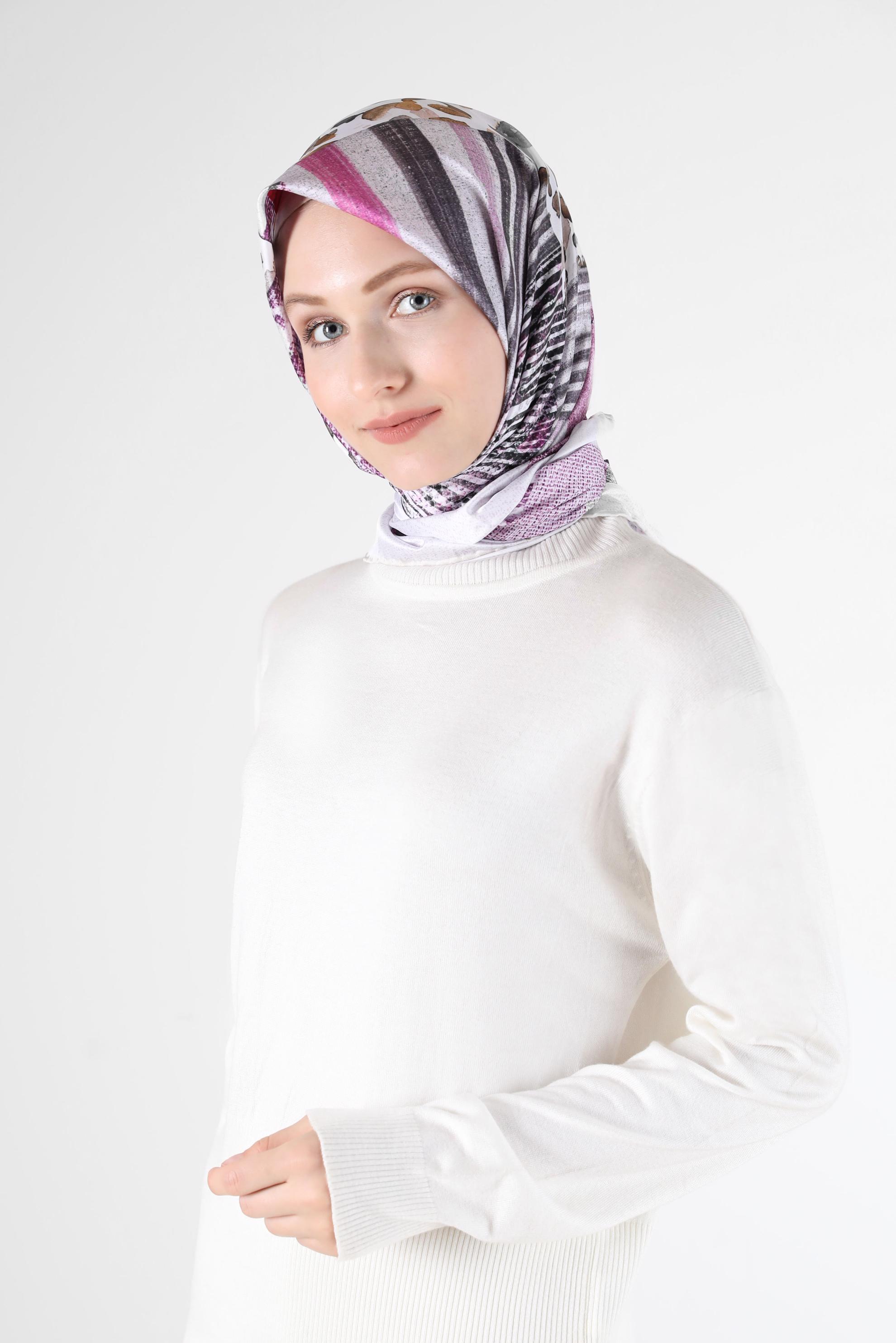 Tesettür giyim BEJ ALVİNA DİJİTAL TWİLL EŞARP 5050 