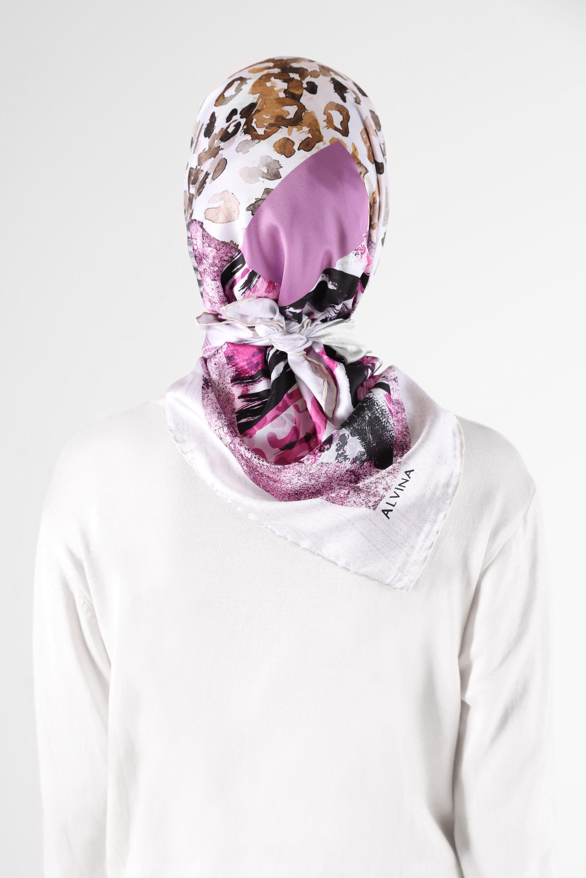 Tesettür giyim BEJ ALVİNA DİJİTAL TWİLL EŞARP 5050 