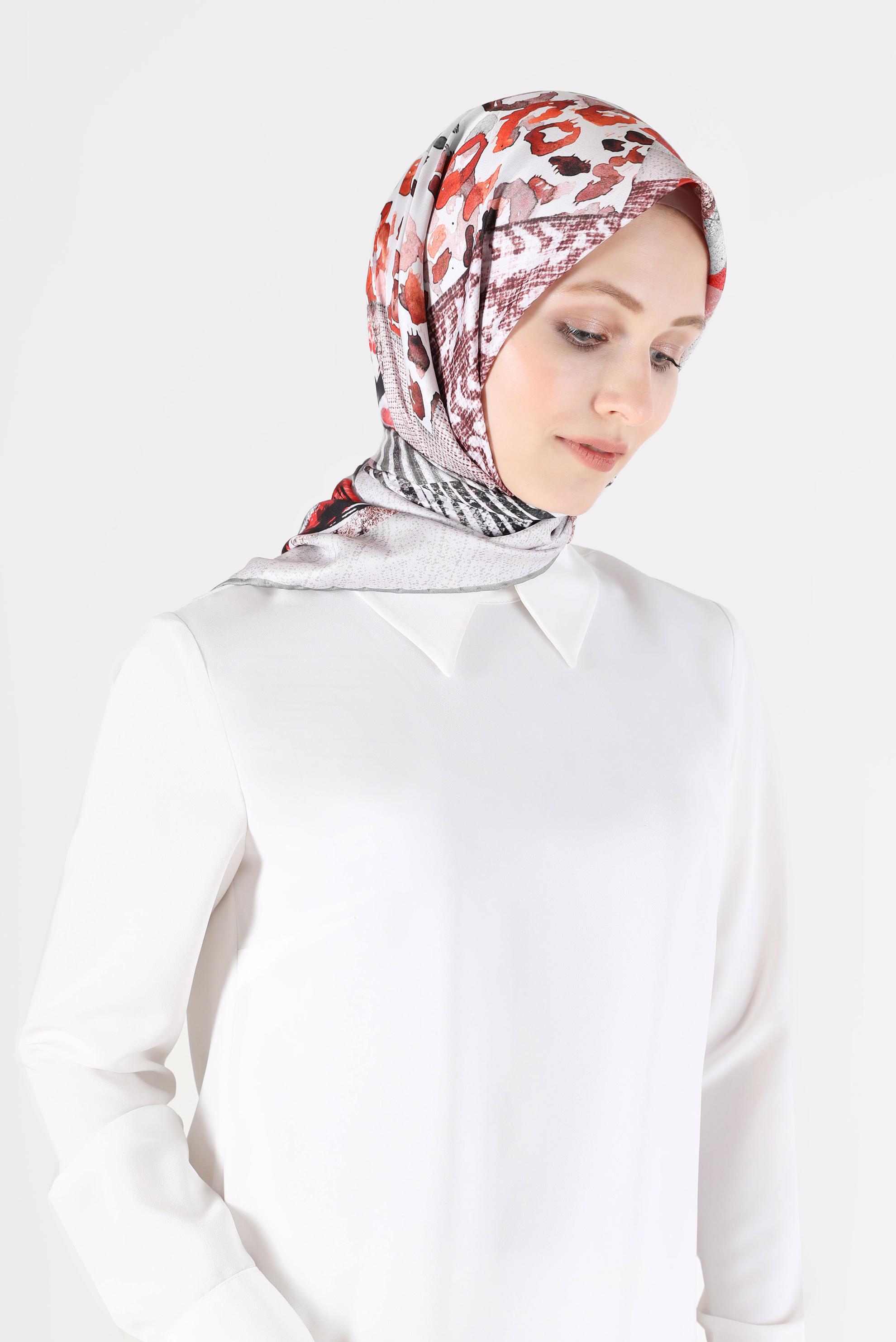 Tesettür giyim YEŞİL ALVİNA DİJİTAL TWİLL EŞARP 5050 