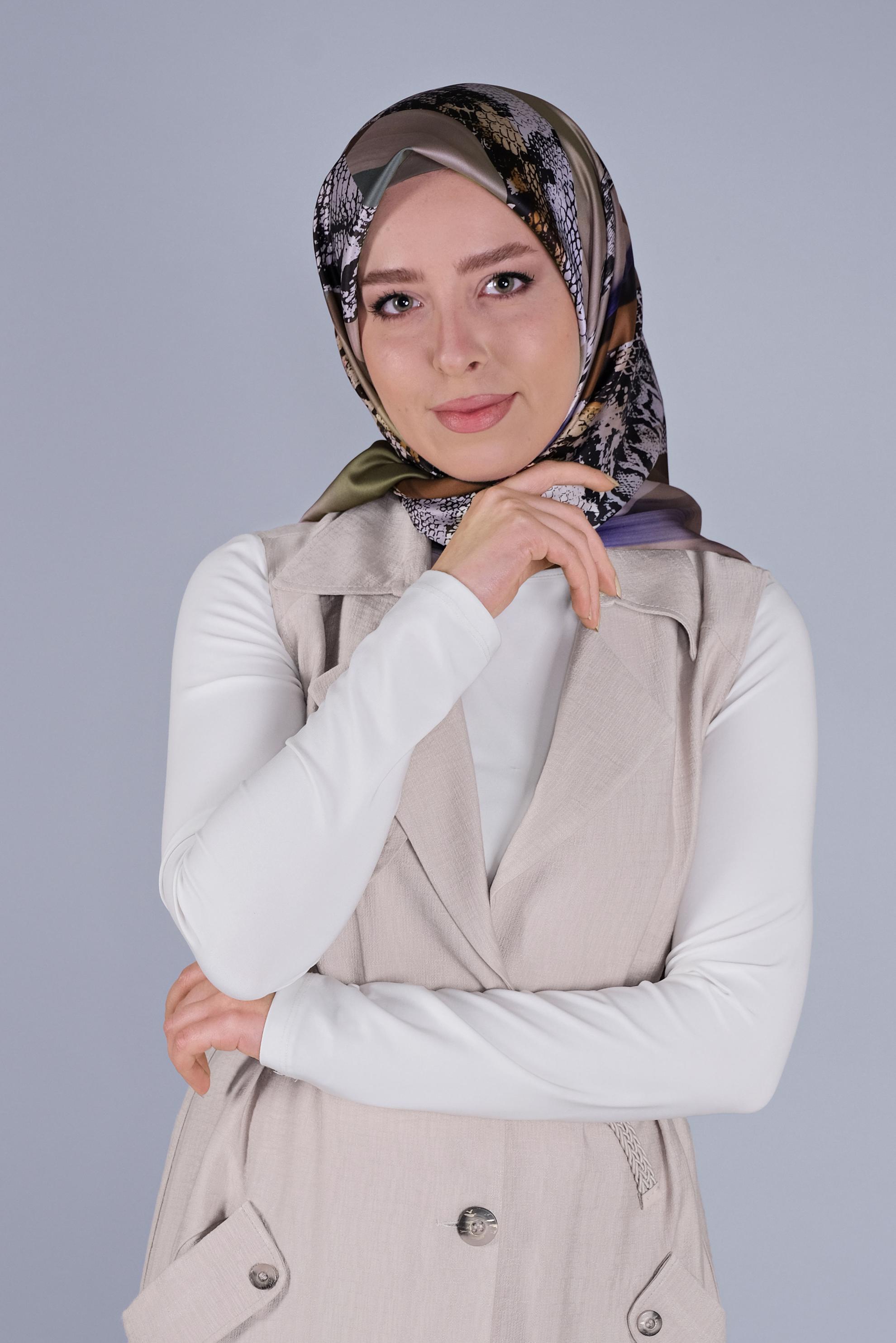 Tesettür giyim BEJ ALVİNA DİJİTAL TWİLL EŞARP 6100 