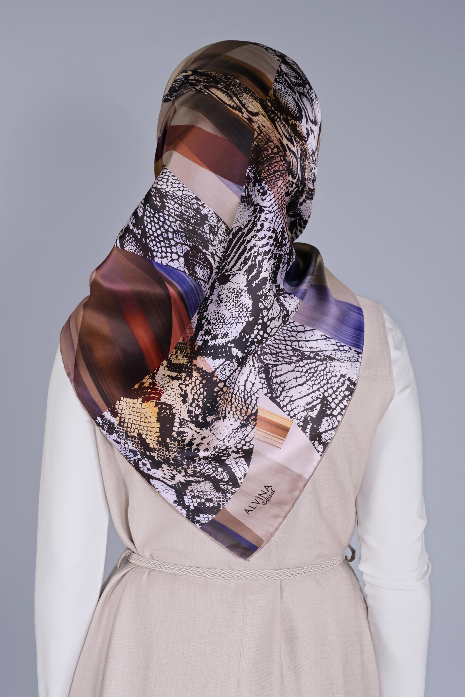 Tesettür giyim BEJ ALVİNA DİJİTAL TWİLL EŞARP 6100 