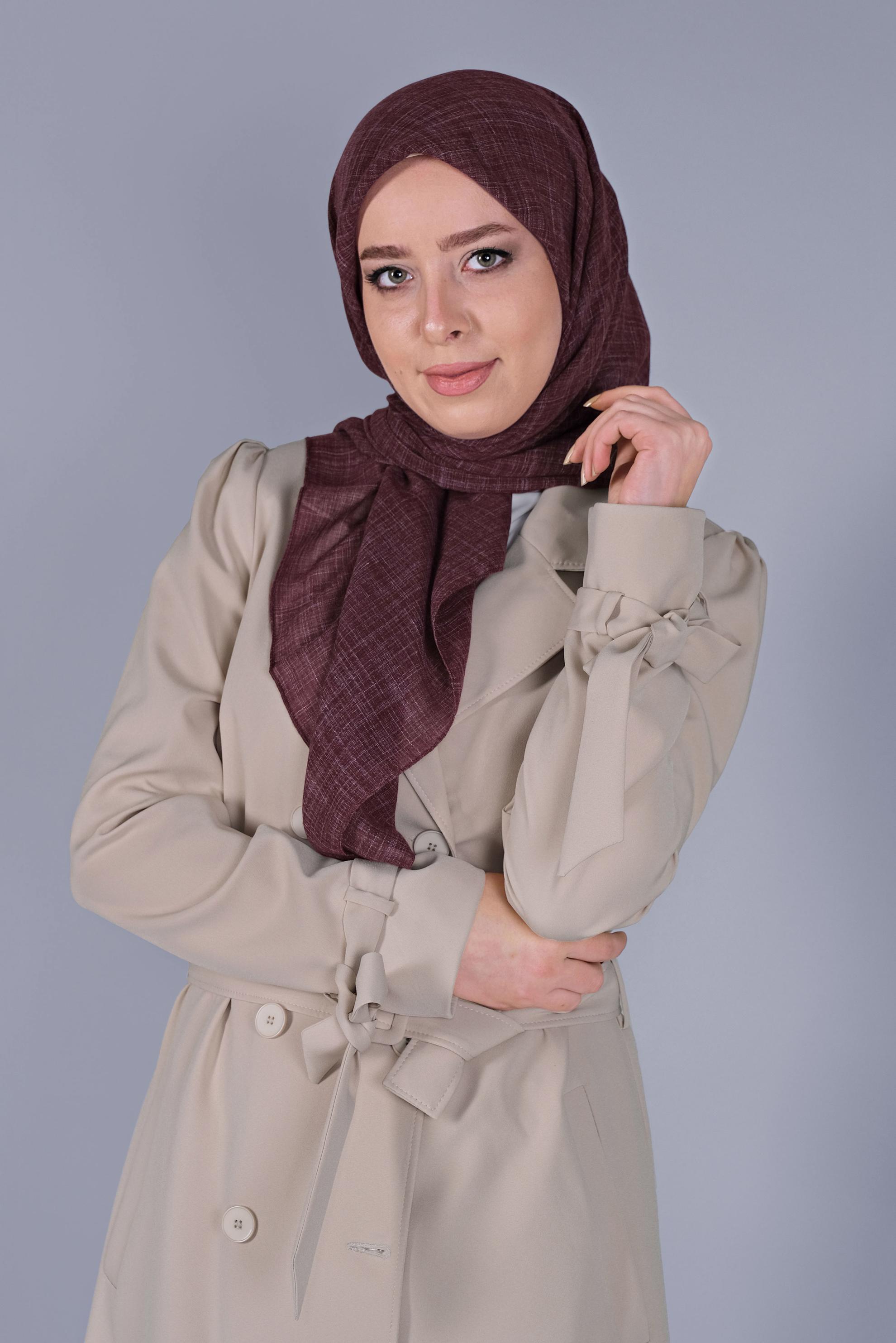 Tesettür giyim MÜRDÜM ALVİNA KIRÇILLI EŞARP 8072 