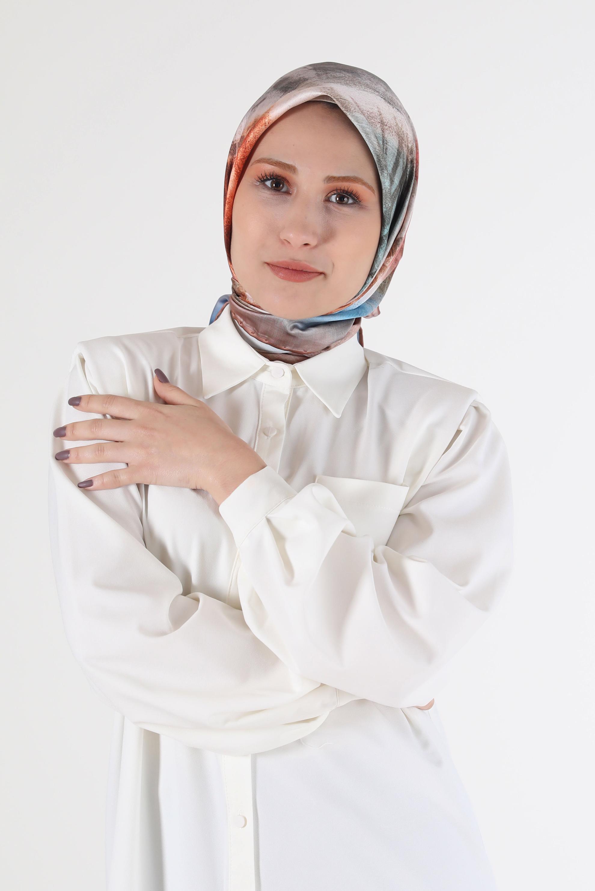 Tesettür giyim MAVİ ALVİNA DİJİTAL EŞARP 8085 