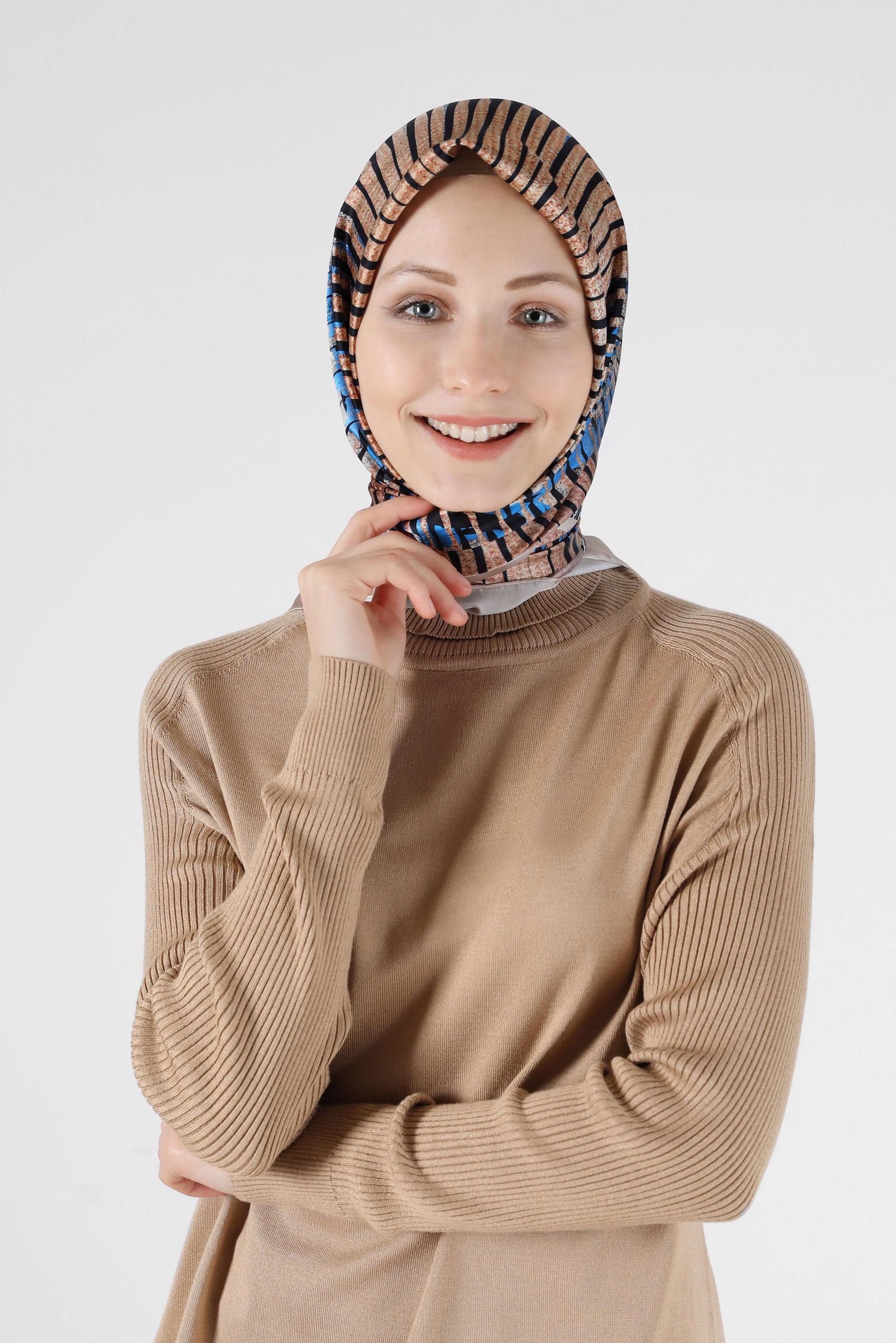 Tesettür giyim MAVİ ALVİNA DESENLİ İPEK EŞARP 23901 