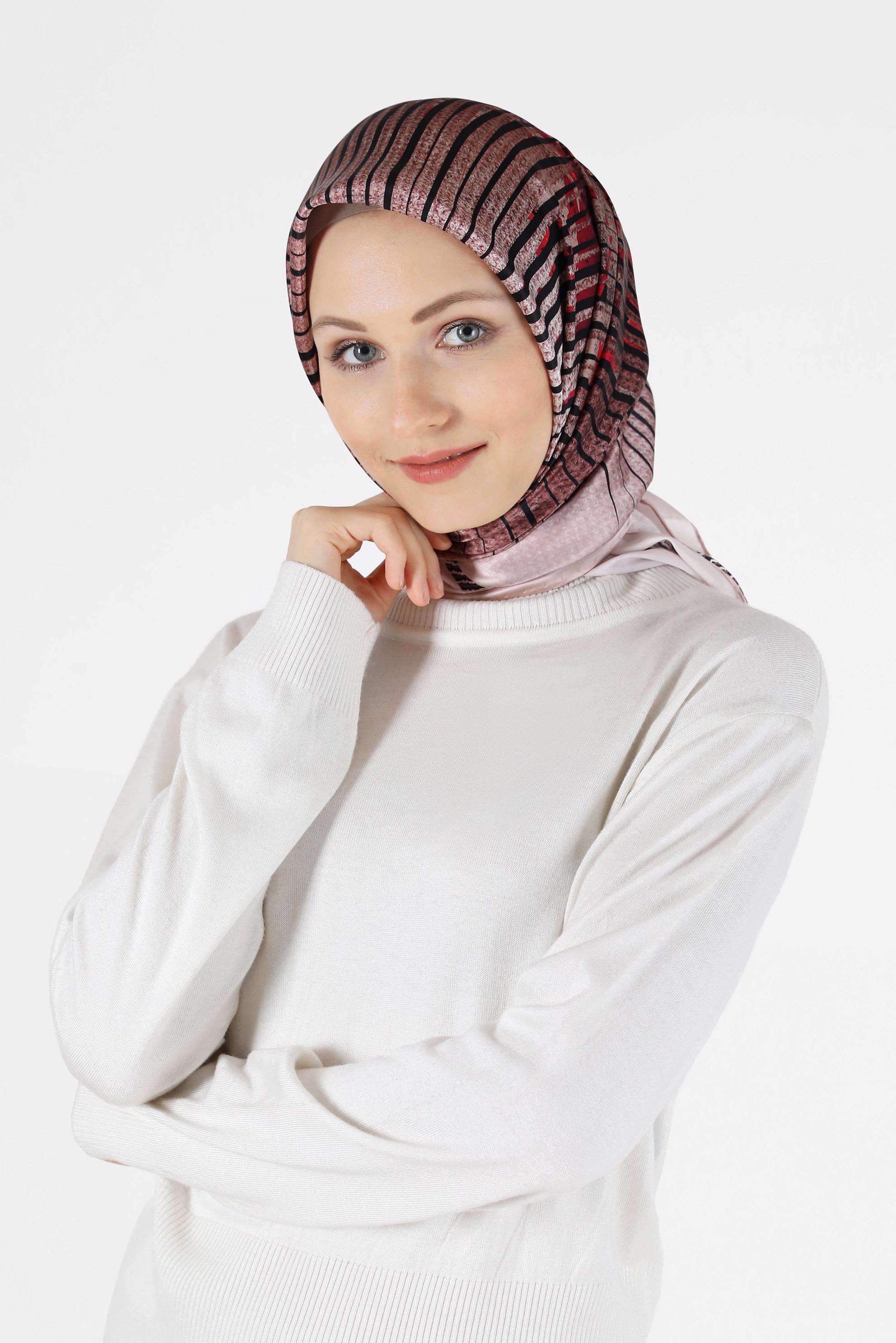 Tesettür giyim PUDRA ALVİNA DESENLİ İPEK EŞARP 23901 