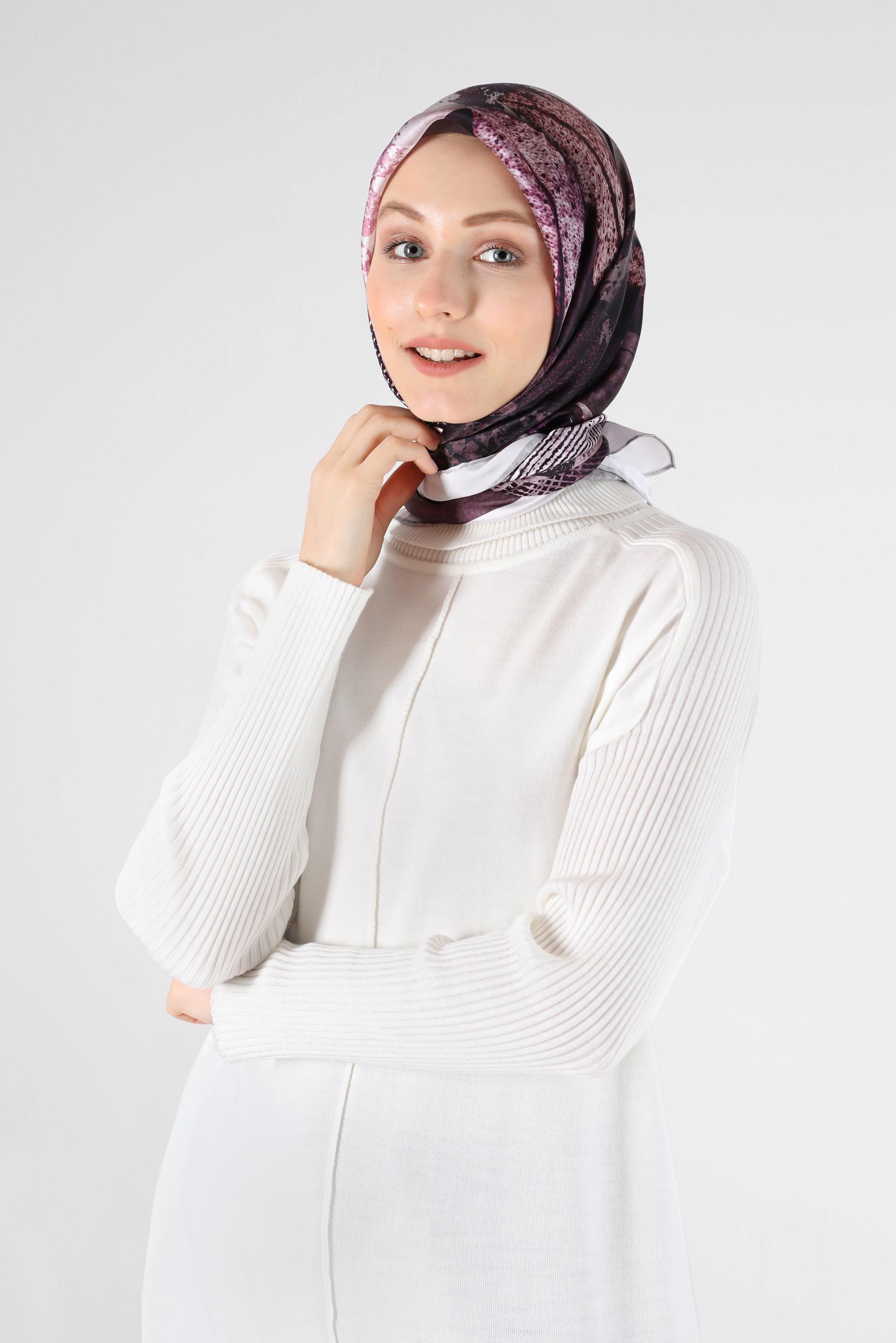 Tesettür giyim EKRU ALVİNA İPEK EŞARP 23984 