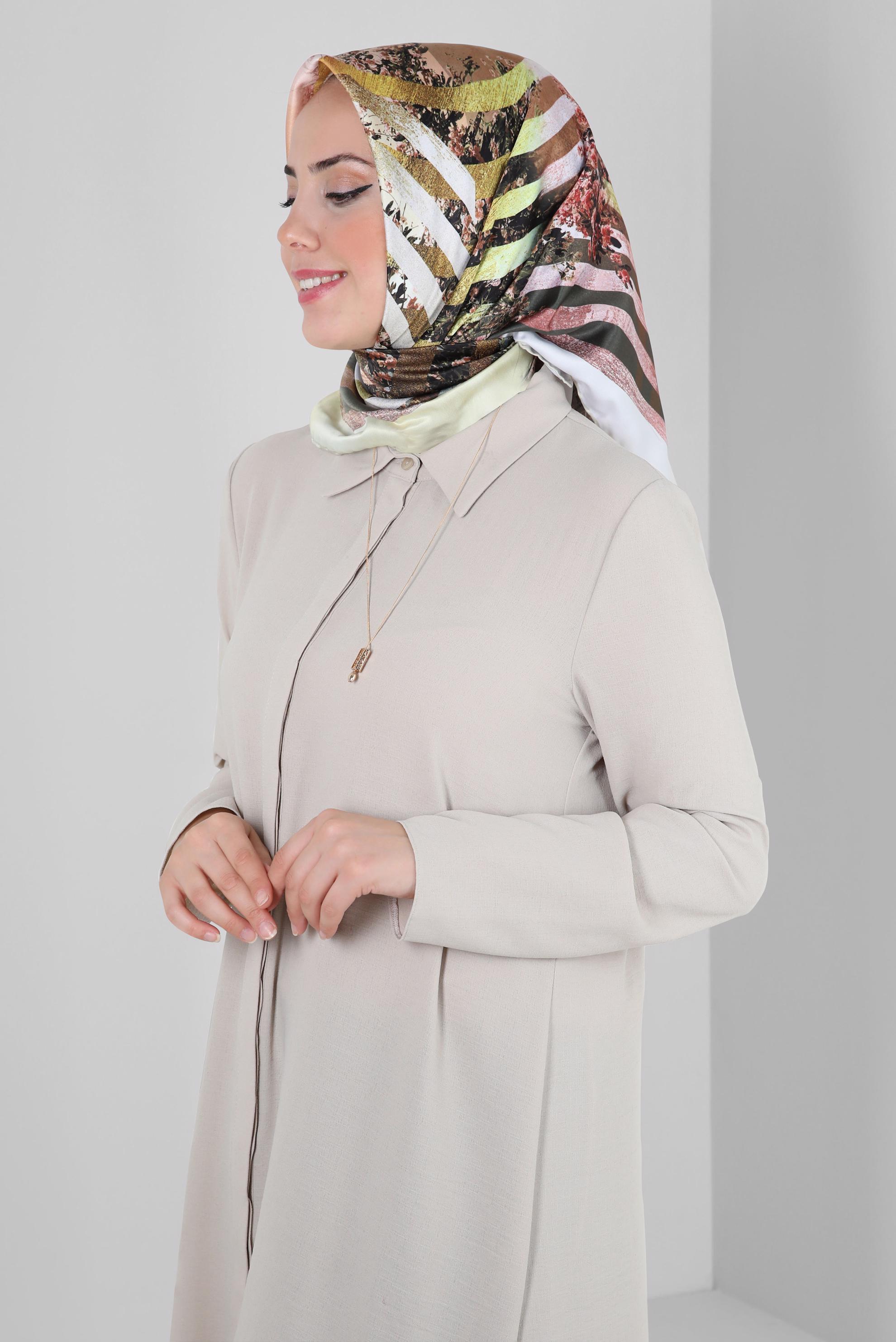 Tesettür giyim ALTIN ALVİNA DESENLİ DİJİTAL EŞARP 23987 