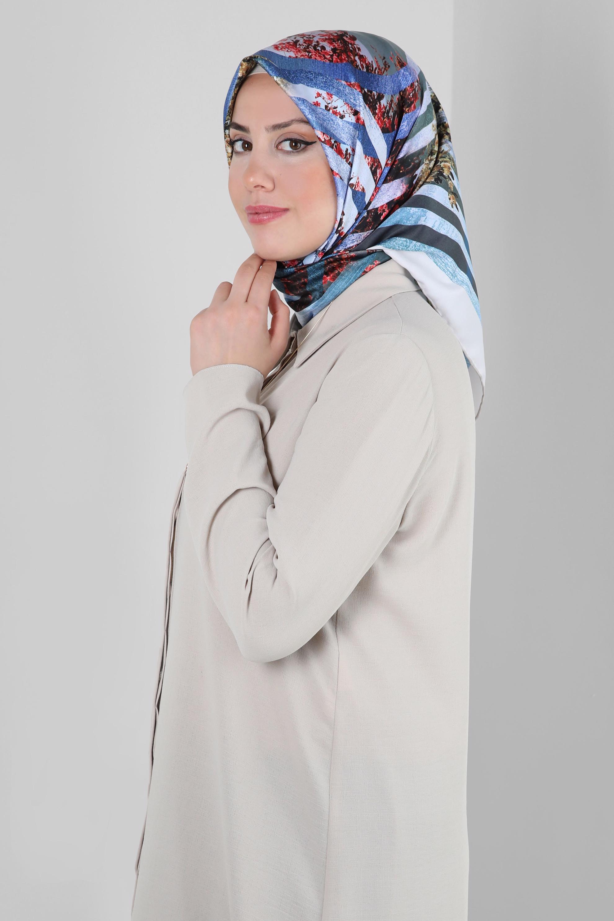 Tesettür giyim LACİVERT ALVİNA DESENLİ DİJİTAL EŞARP 23987 