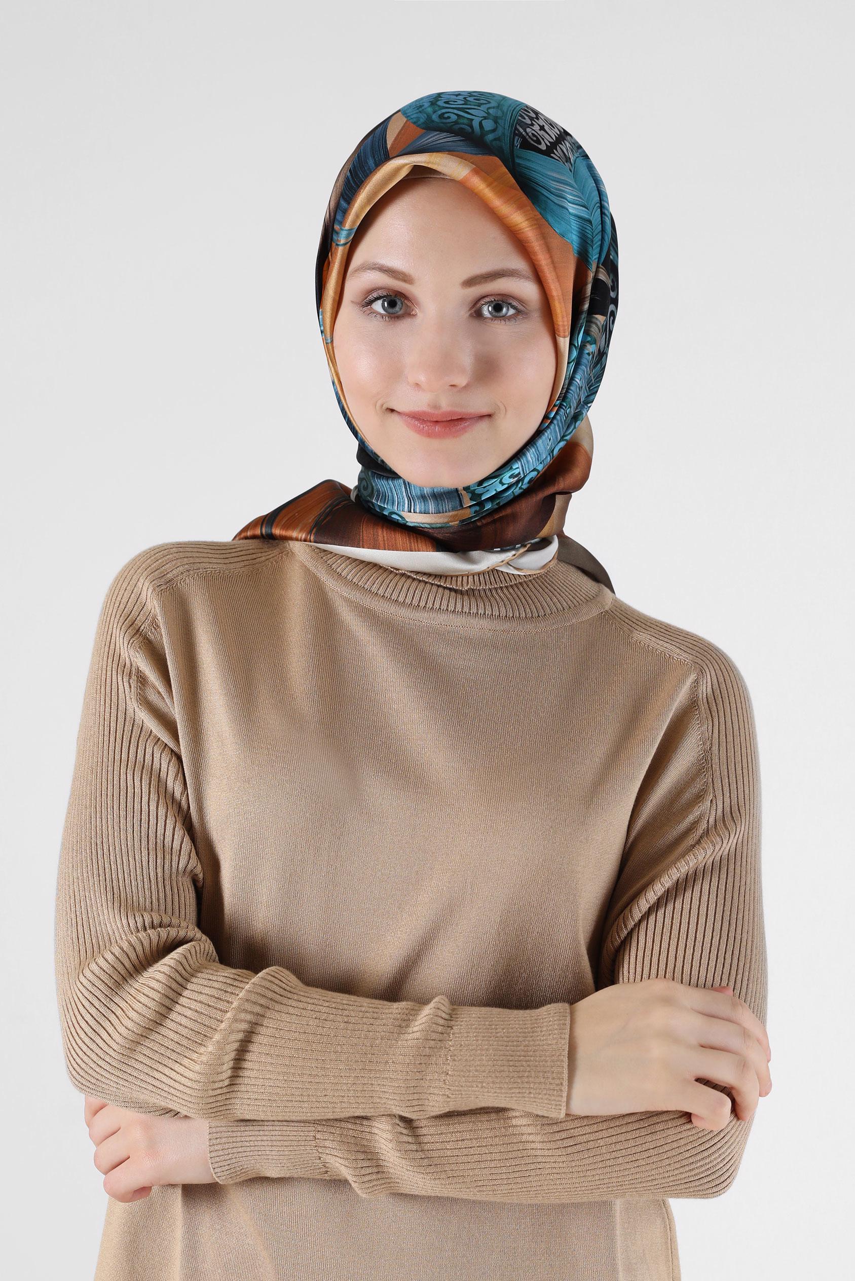 Tesettür giyim ALTIN ALVİNA DESENLİ İPEK EŞARP 23994 