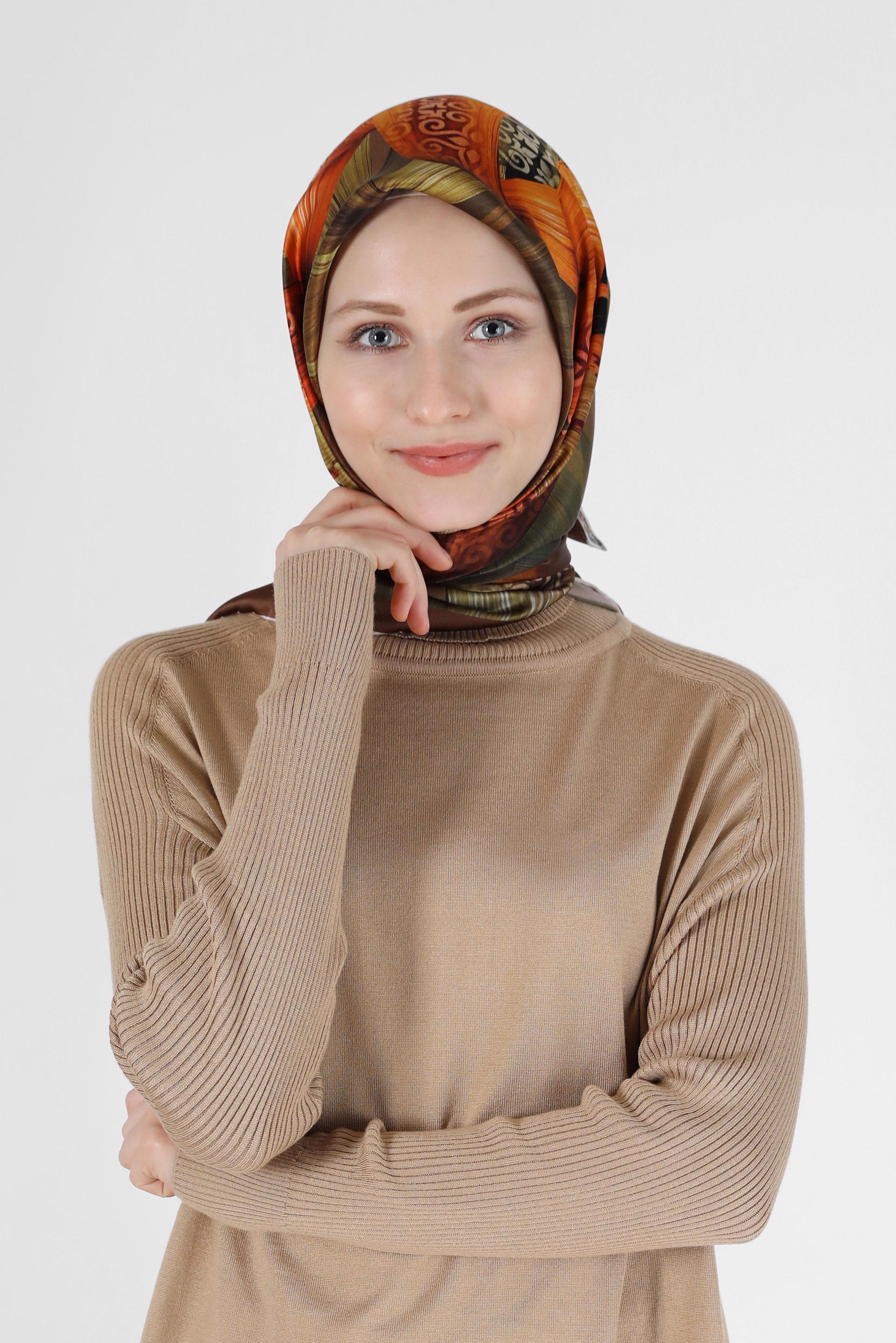 Tesettür giyim BEJ ALVİNA DESENLİ İPEK EŞARP 23994 