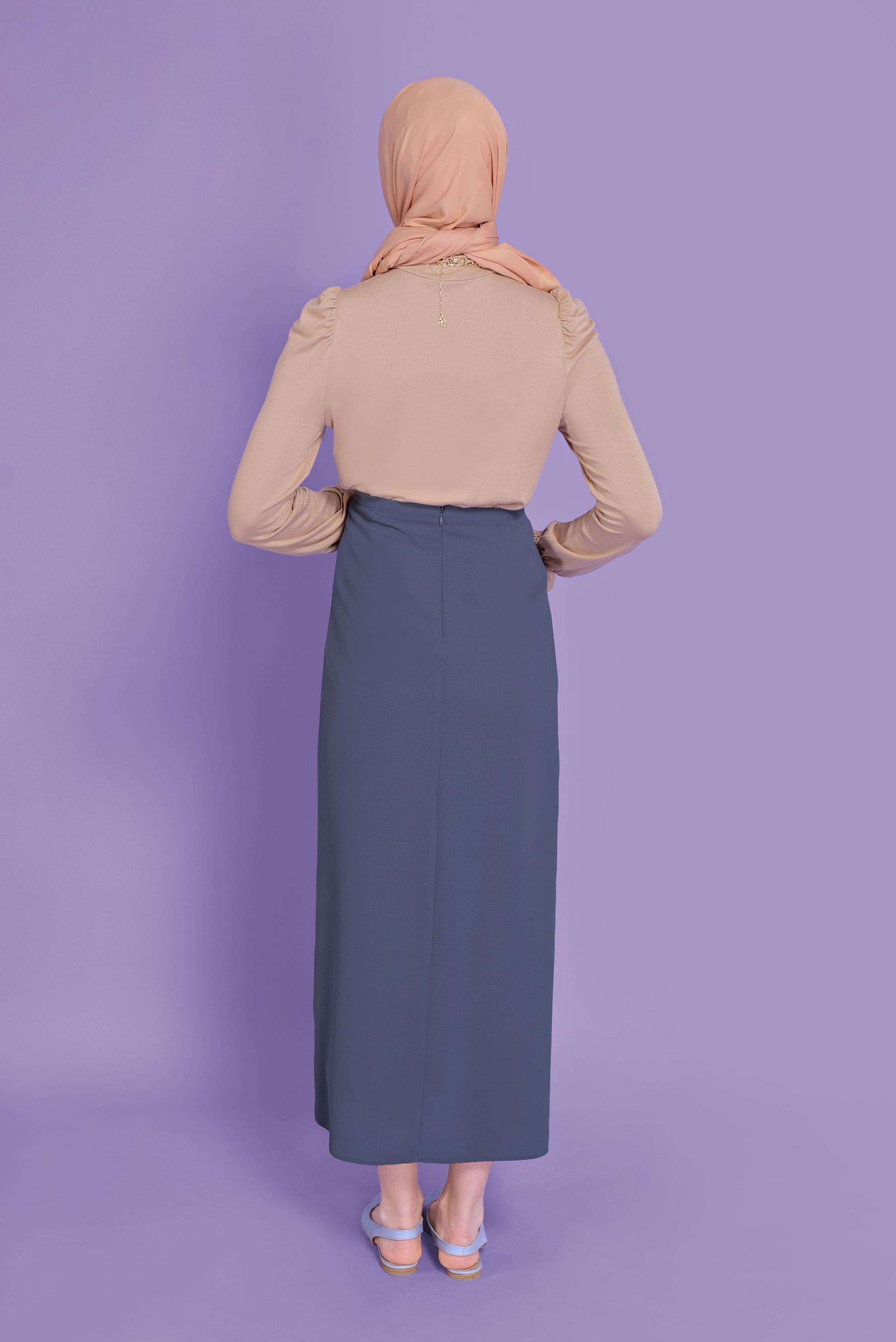 Tesettür giyim GRİ YANDAN BAĞLAMA DETAYLI ETEK 60141 