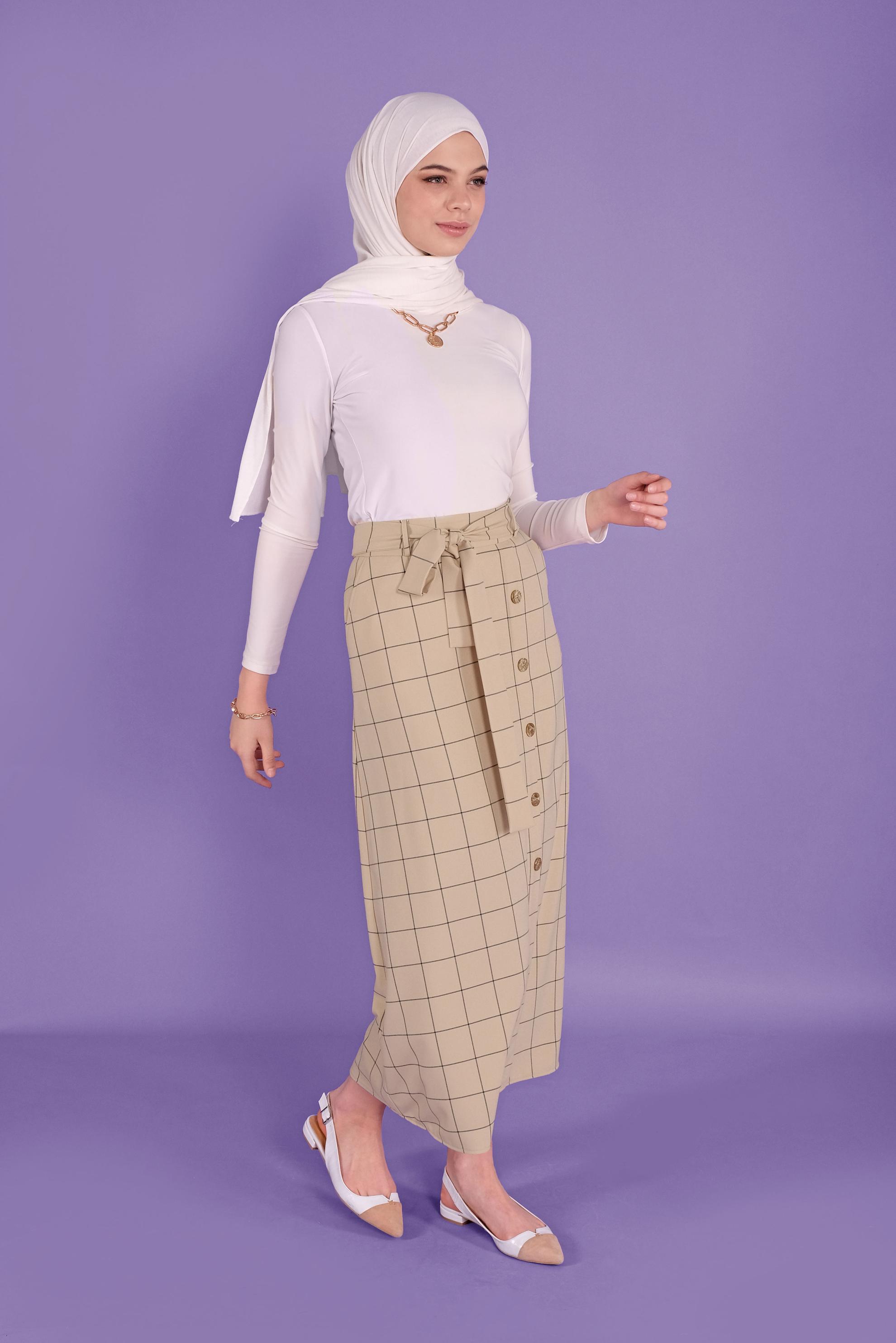 Tesettür giyim BEJ KARELİ DÜĞMELİ ETEK 60148 