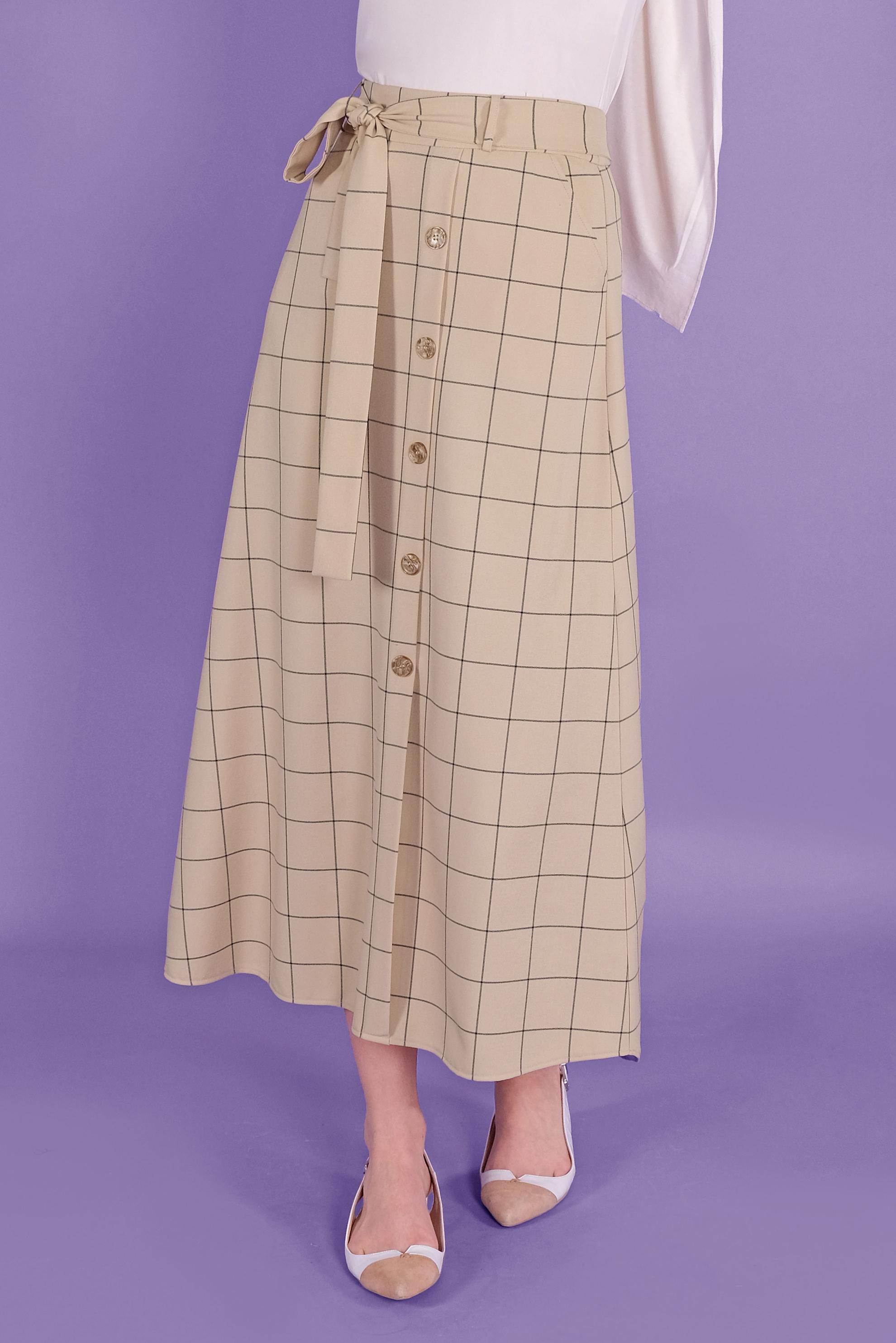 Tesettür giyim BEJ KARELİ DÜĞMELİ ETEK 60148 