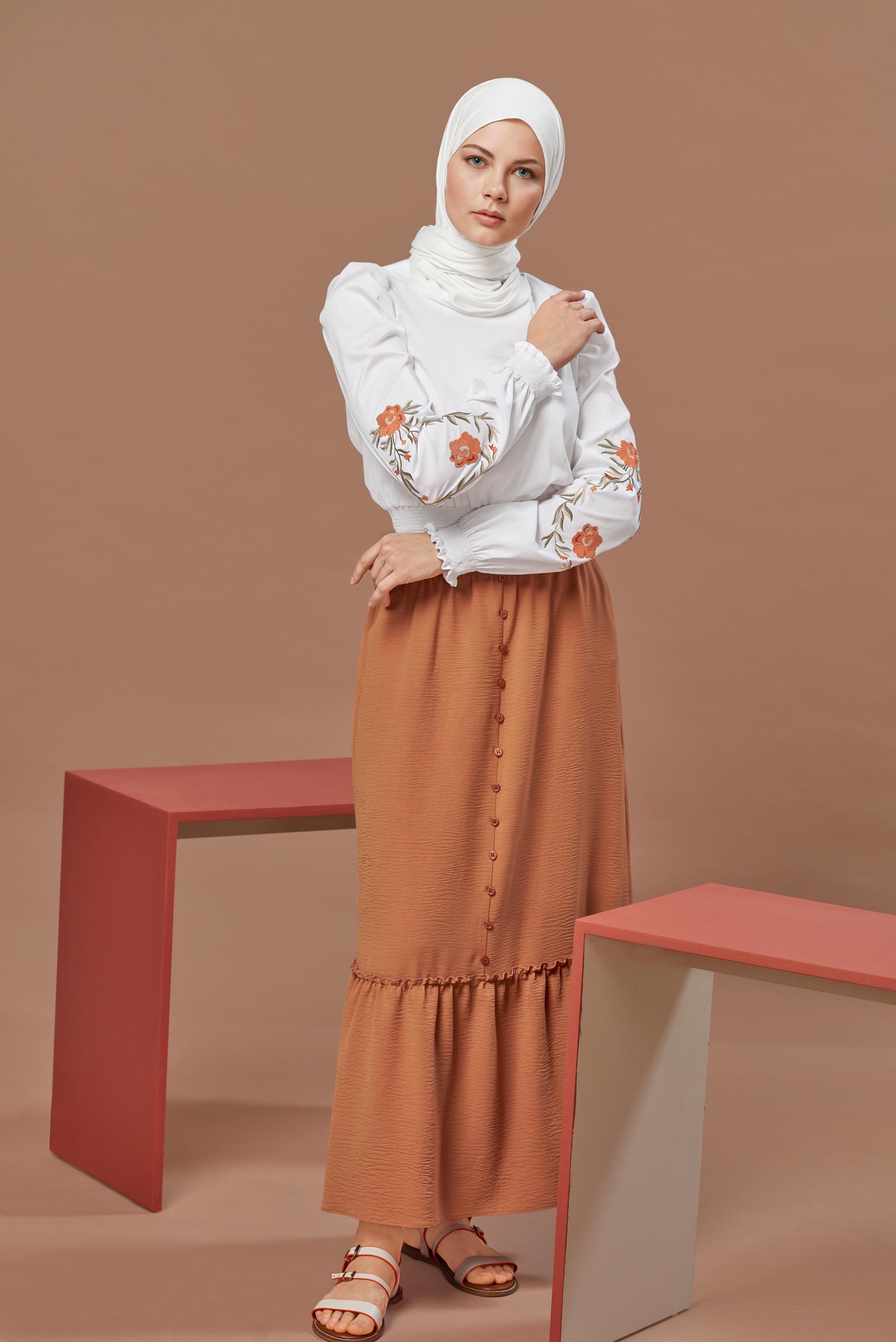 Tesettür giyim TURUNCU DÜĞME DETAYLI AEROBİN ETEK 60163