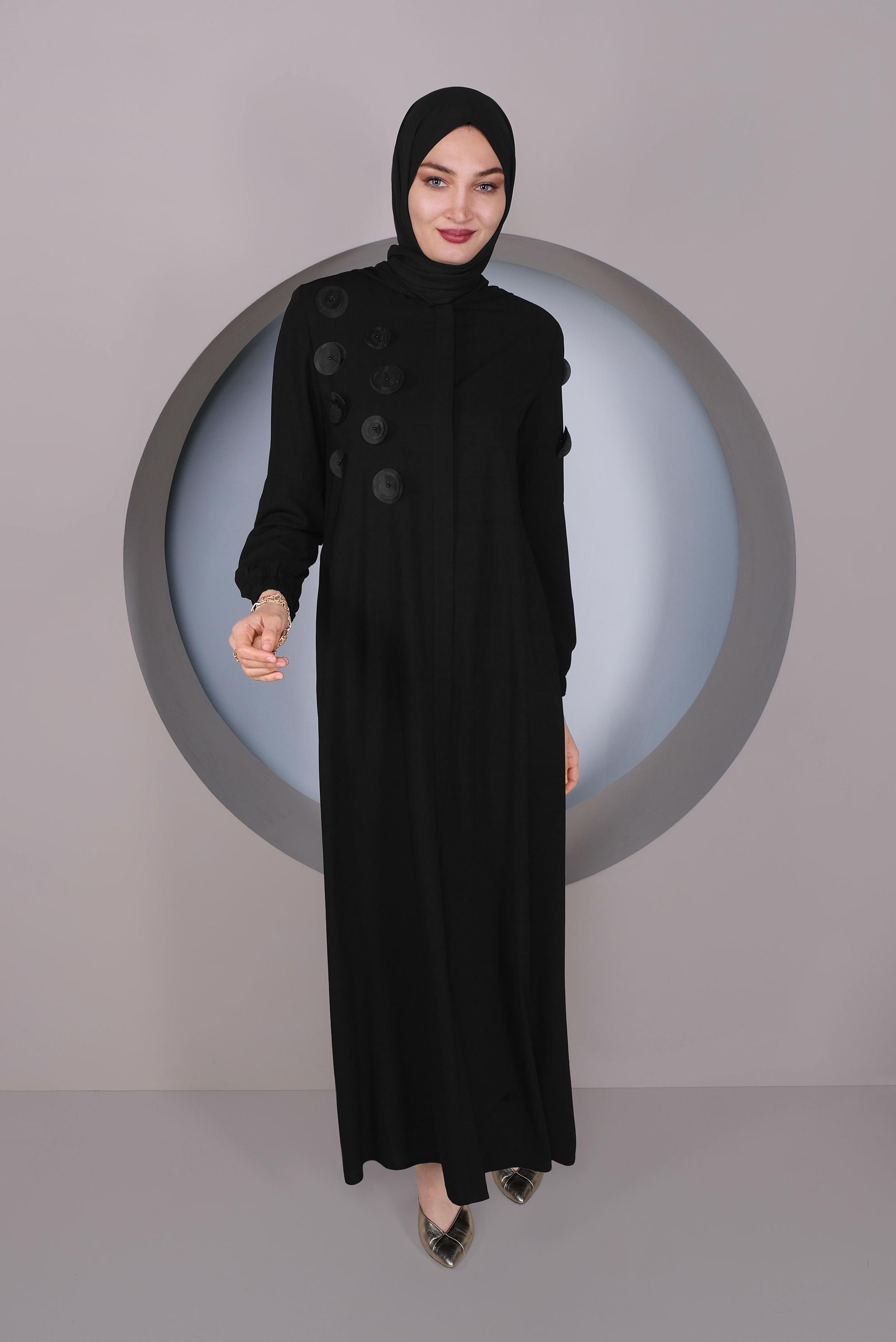 Tesettür giyim SİYAH İNCİ DETAYLI FERACE 80020