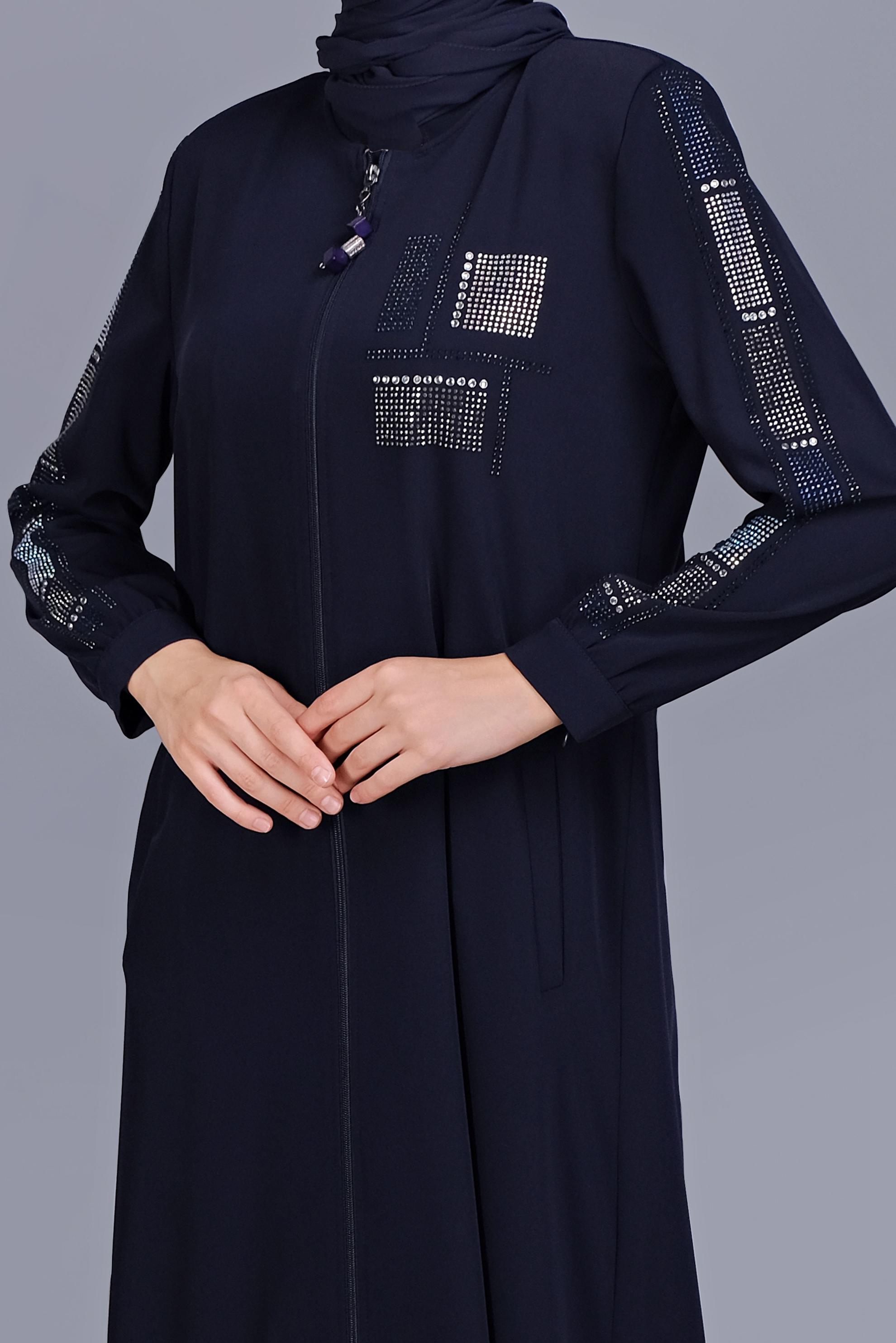 Tesettür giyim LACİVERT TAŞ BASKILI FERMUARLI FERACE 80023 