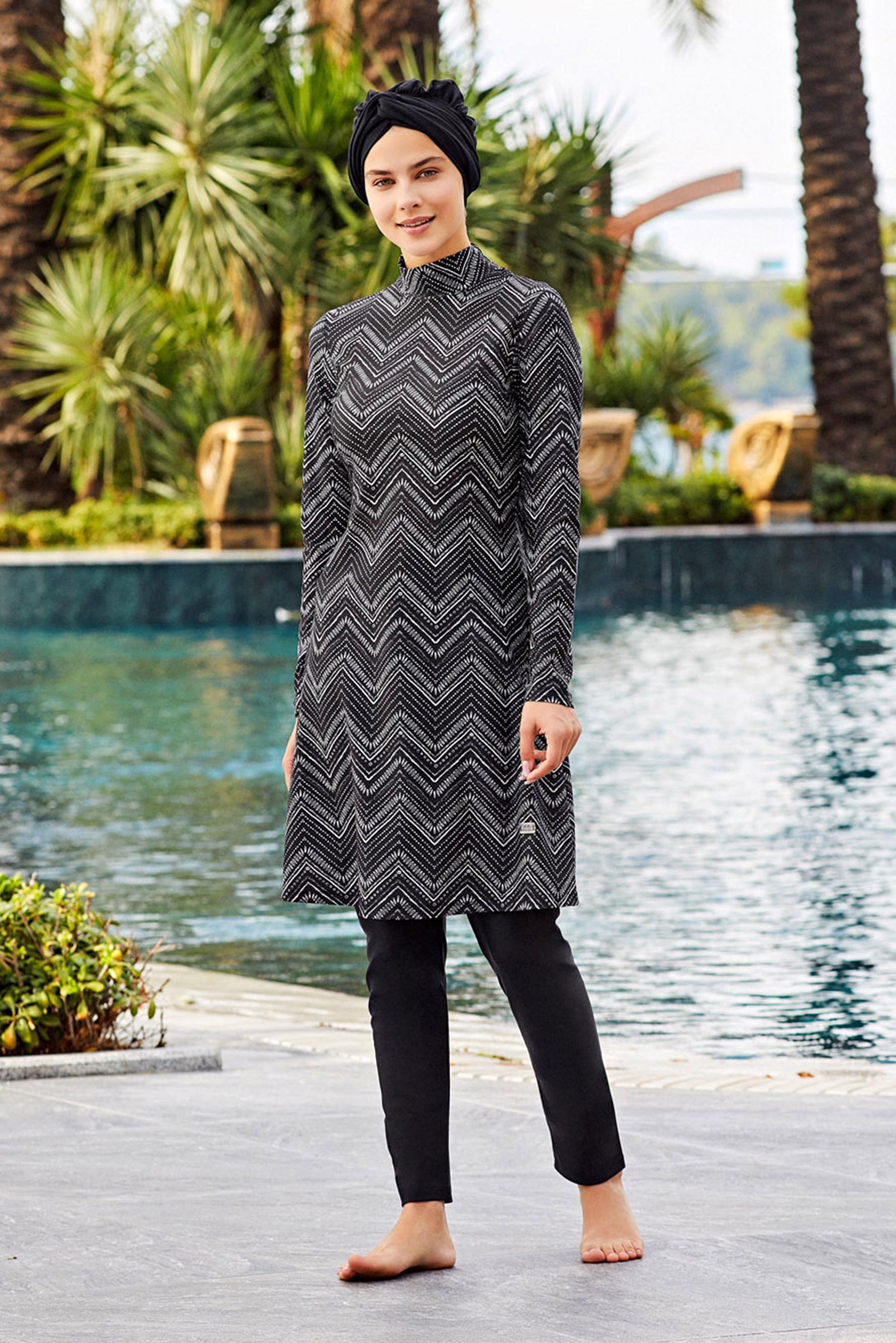 Hijab clothing BLACK PATTERNED HIJAB SWIMSUIT 4260 