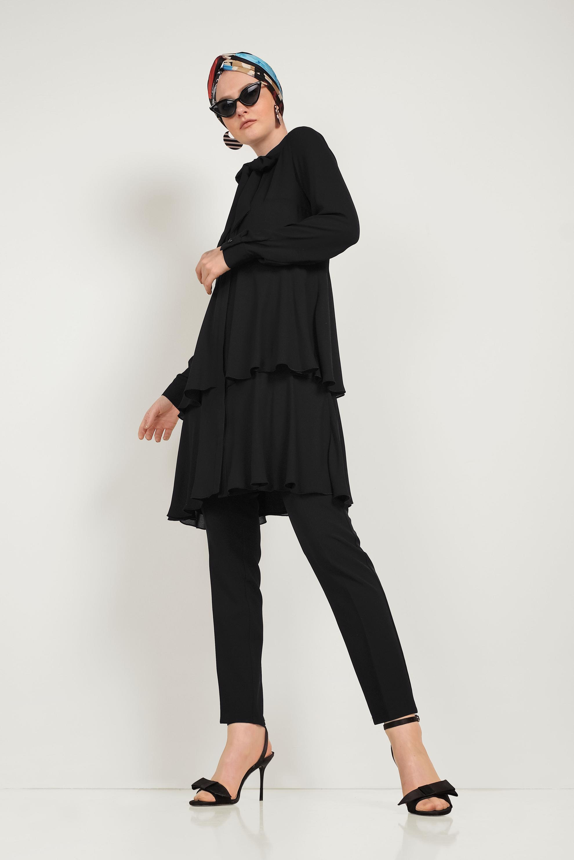 Tesettür giyim SİYAH DÜĞMELİ KUMAŞ PANTOLON 70051	