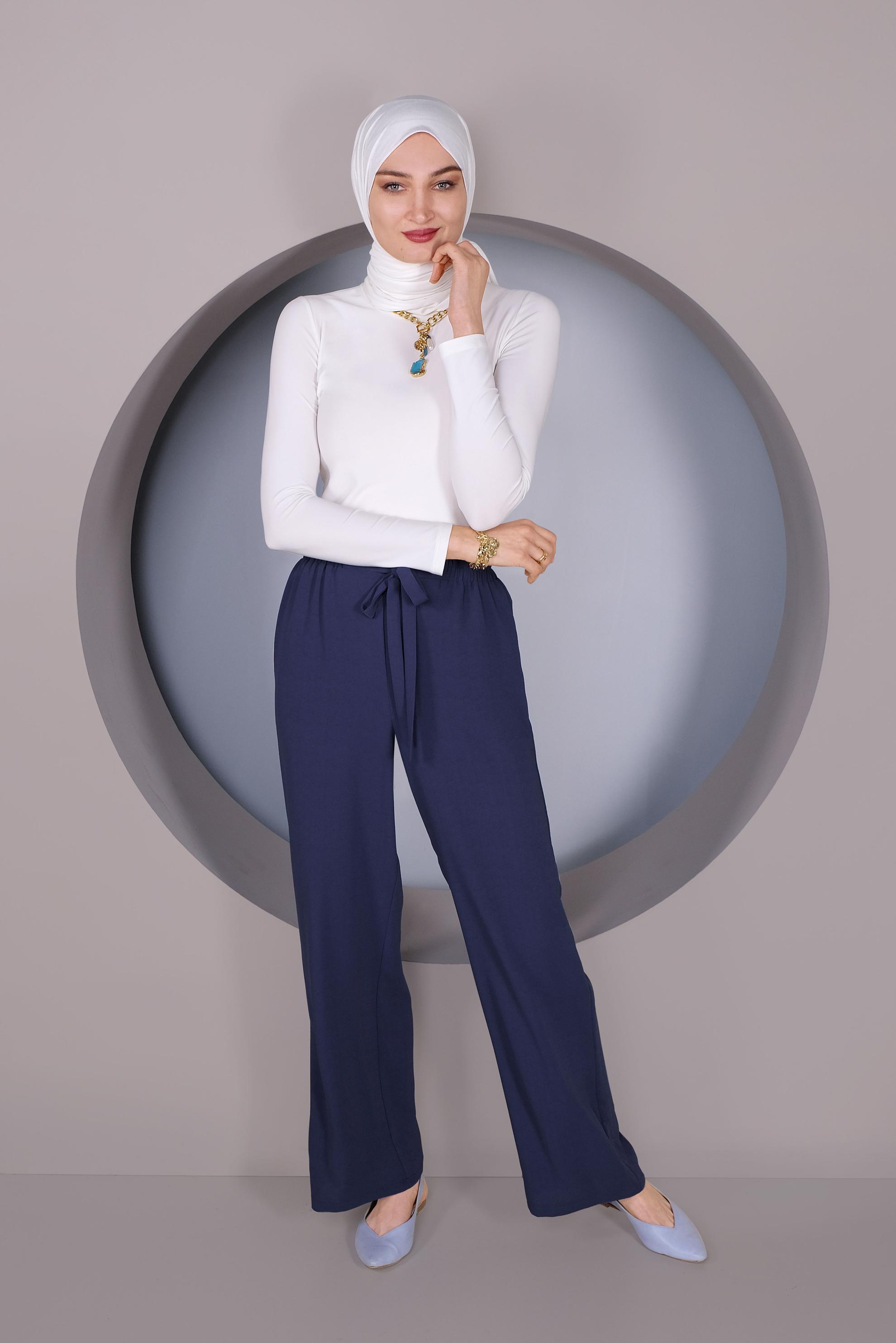 Tesettür giyim LACİVERT BEL KISMI BÜZGÜ BAĞCIKLI SALAŞ PANTOLON 70163