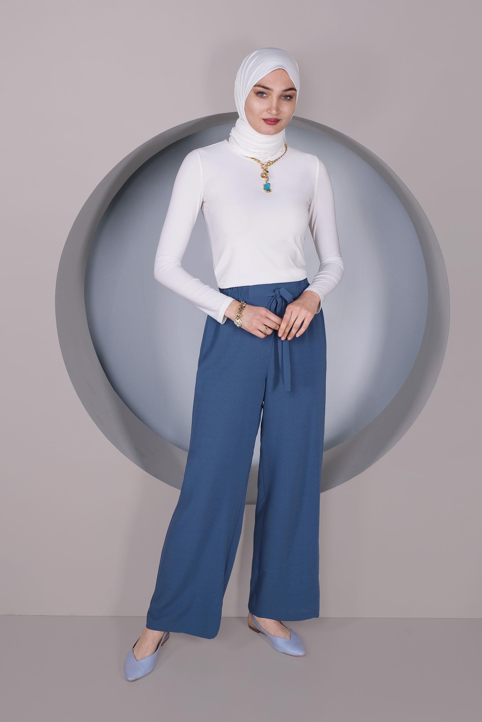 Tesettür giyim LACİVERT BEL KISMI BÜZGÜ BAĞCIKLI SALAŞ PANTOLON 70163