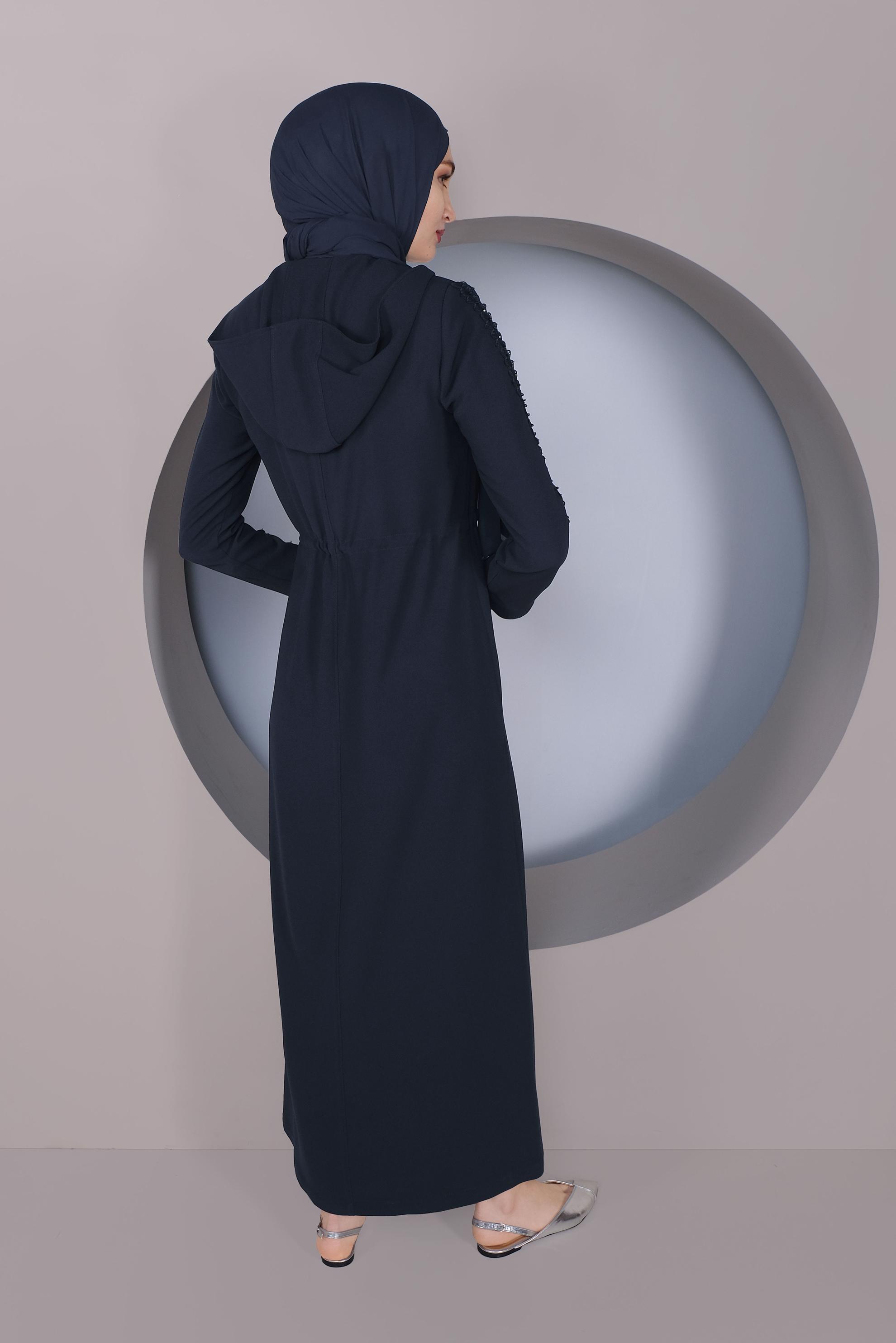 Tesettür giyim LACİVERT KAPÜŞONLU GİZLİ DÜĞMELİ PARDESÜ 10237