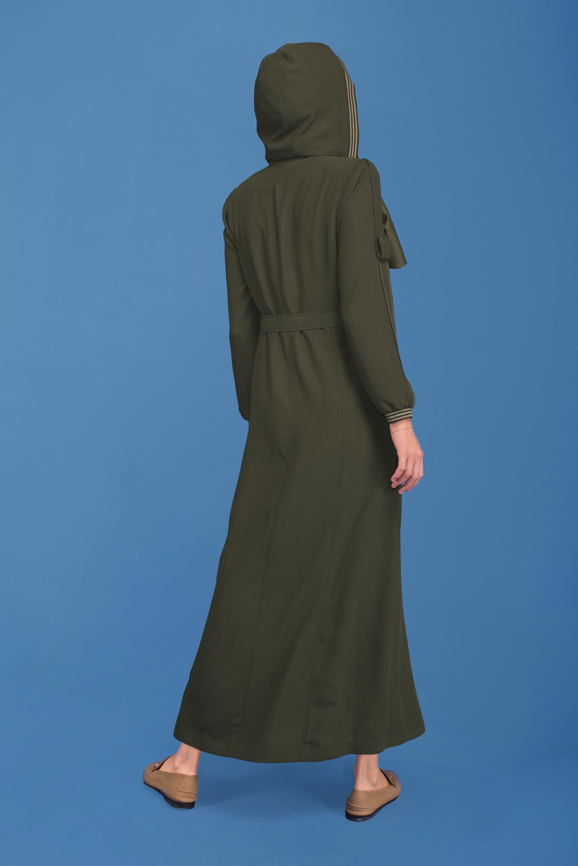 Tesettür giyim HAKİ KAPÜŞONLU KEMERLİ PARDESÜ 10321 