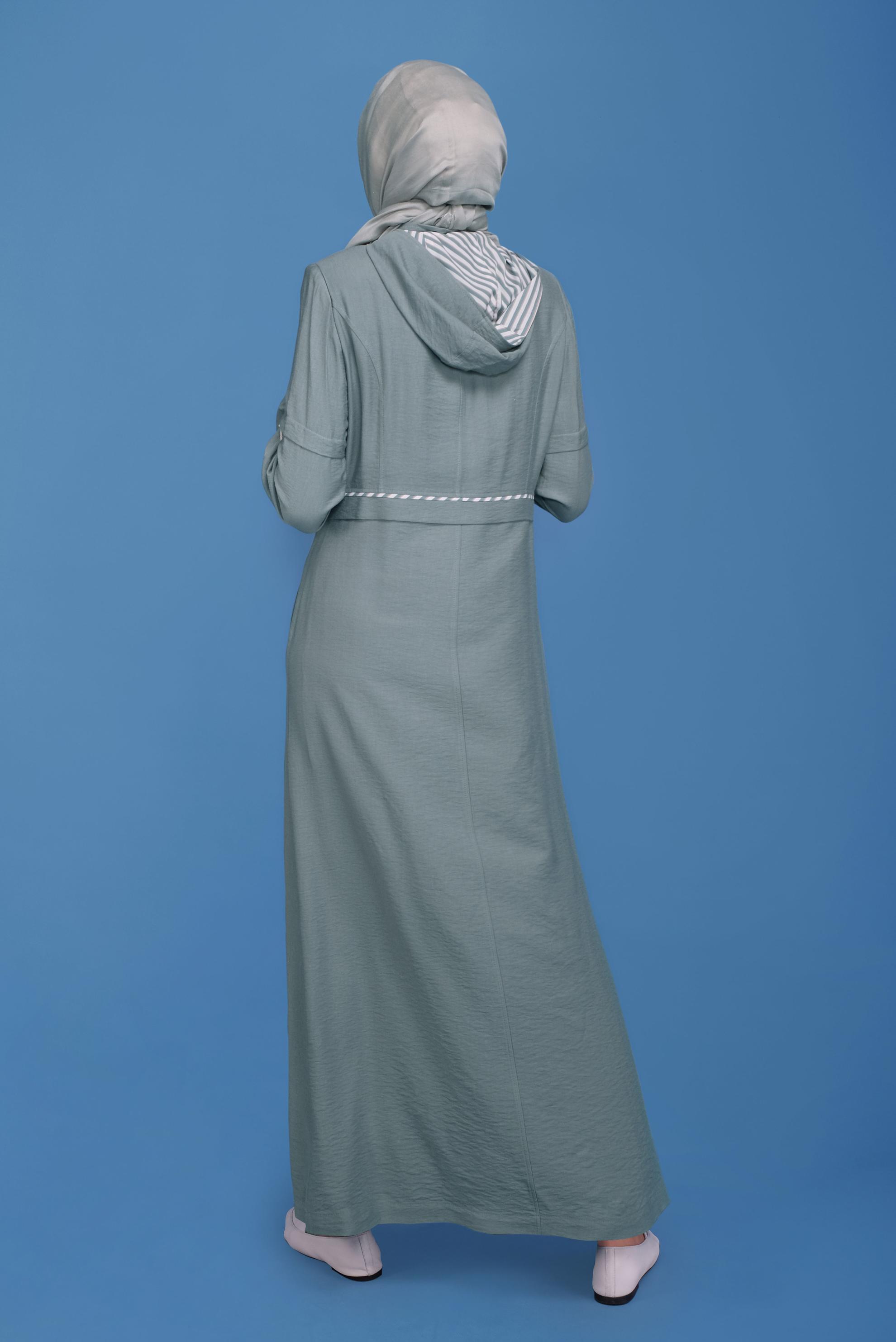 Tesettür giyim YEŞİL BAĞCIK DETAYLI KAPÜŞONLU PARDESÜ 10341 