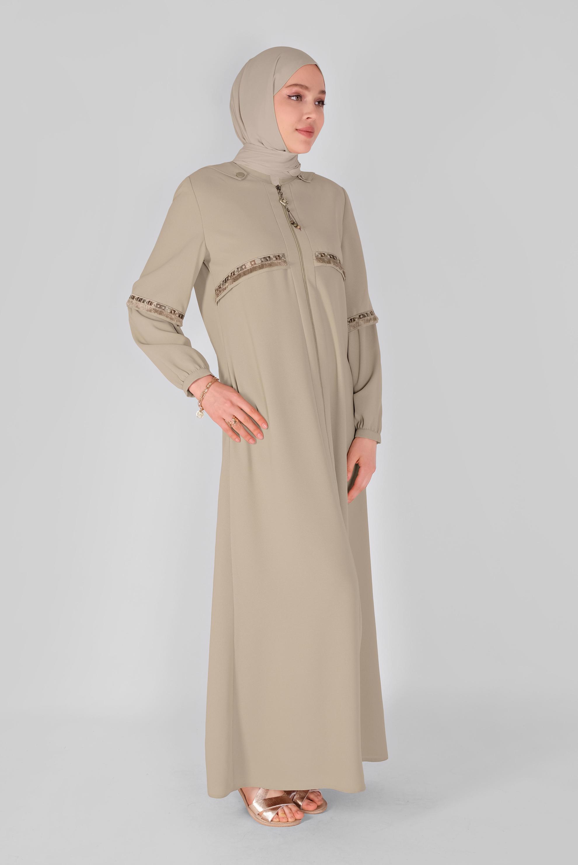 Tesettür giyim BEJ PÜSKÜL VE NAKIŞ DETAYLI PARDESÜ 10350 