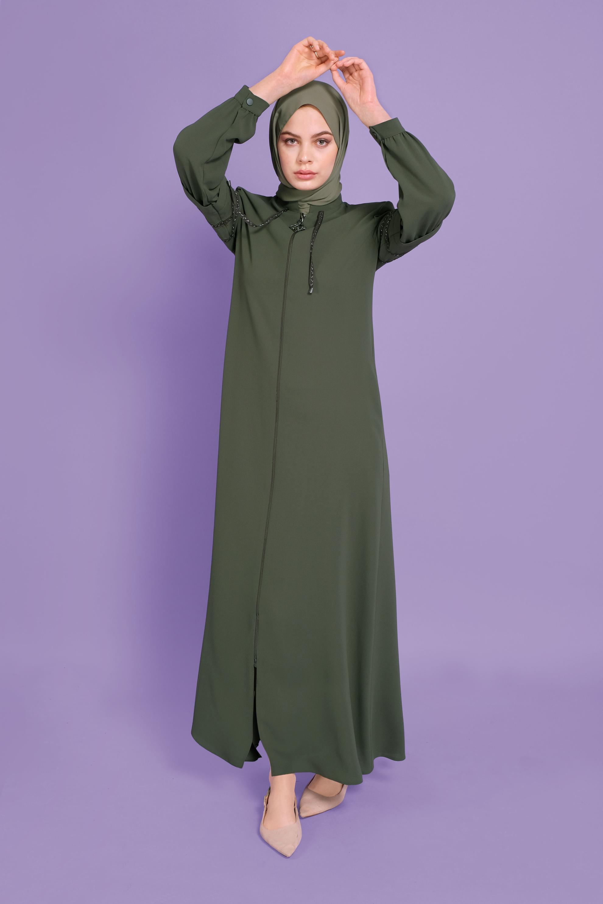 Tesettür giyim HAKİ ŞERİT DETAYLI FERMUARLI PARDESÜ 10356 