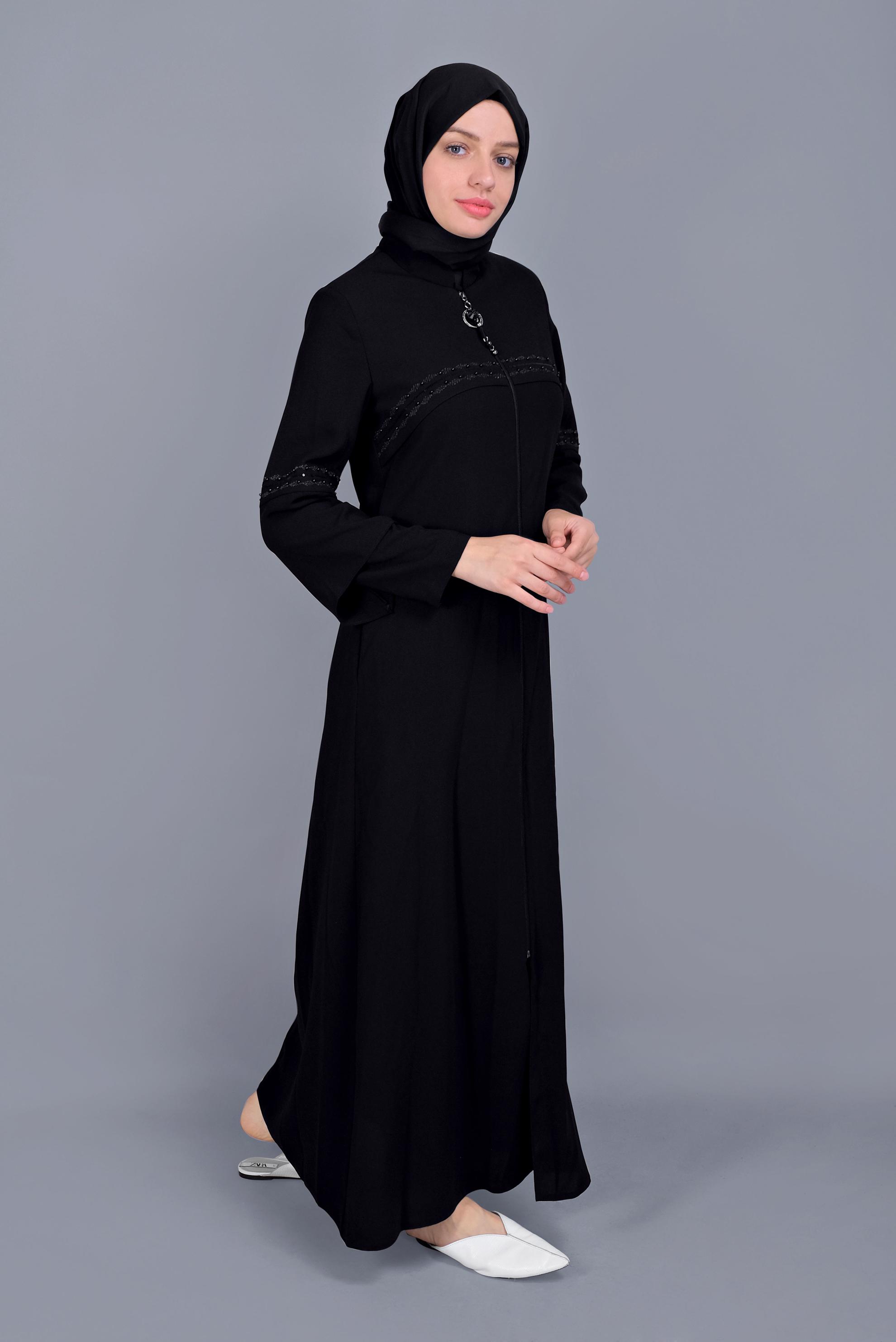 Tesettür giyim SİYAH NAKIŞLI BONCUKLU PARDESÜ 10360