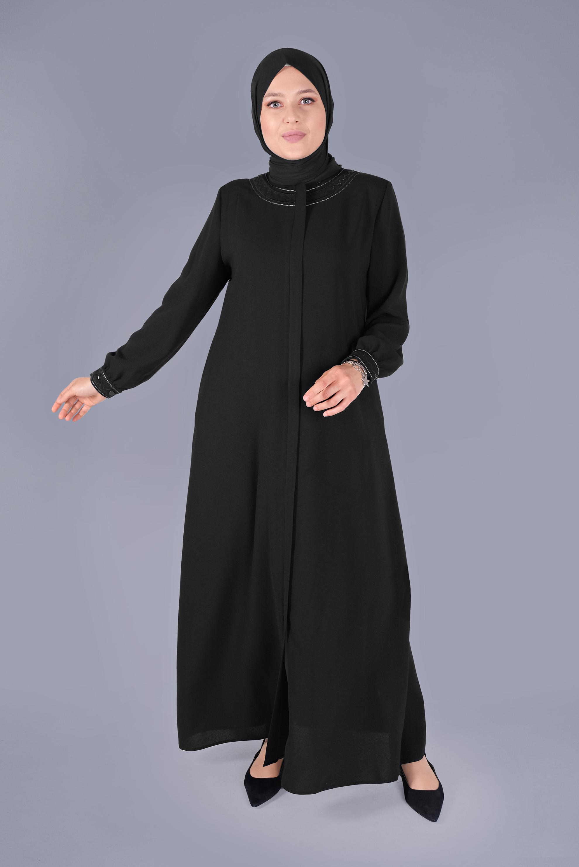 Tesettür giyim SİYAH MANŞETLERİ NAKIŞLI PARDESÜ 10364 