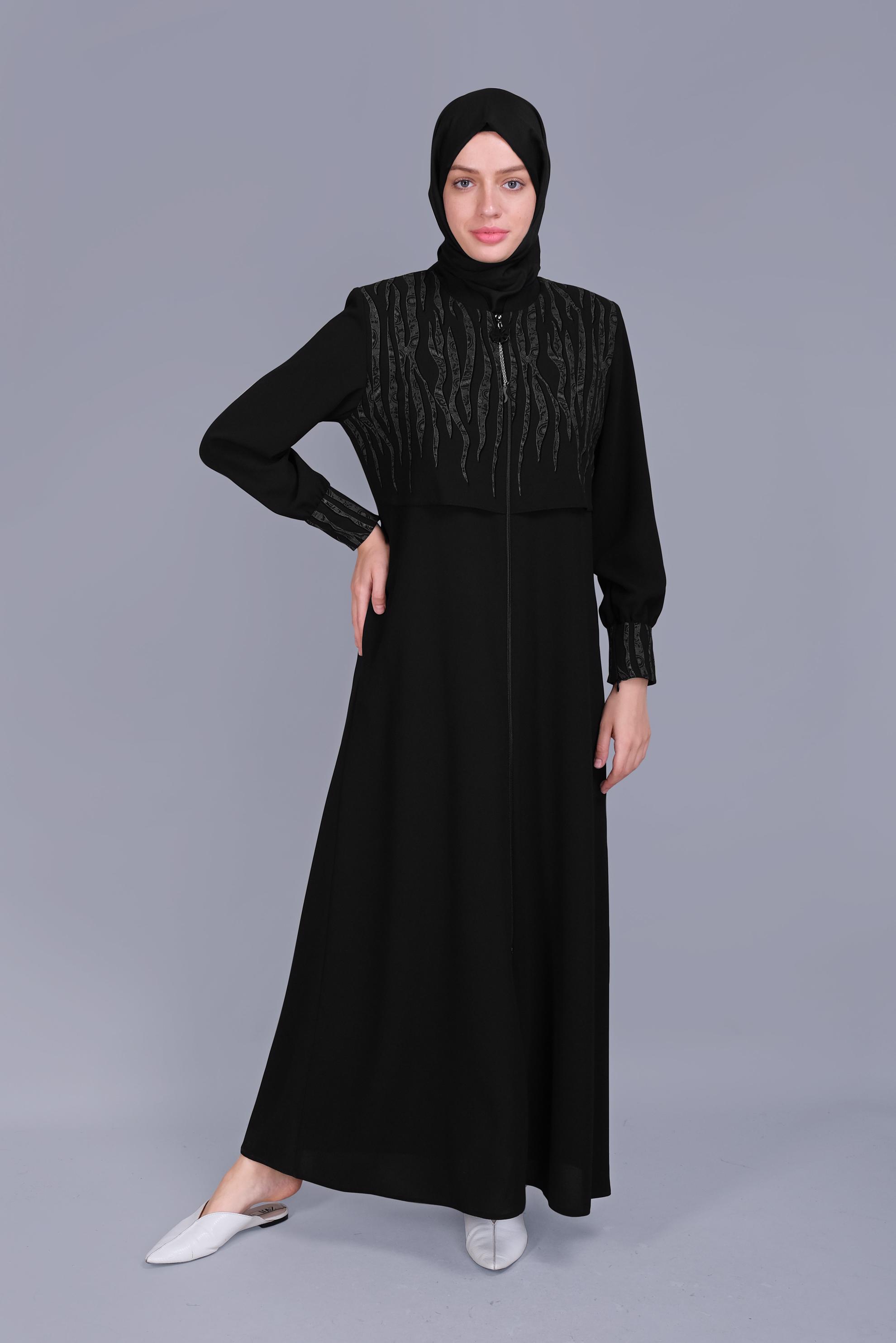Tesettür giyim SİYAH BASKI DETAYLI FERMUARLI  PARDESÜ 10365