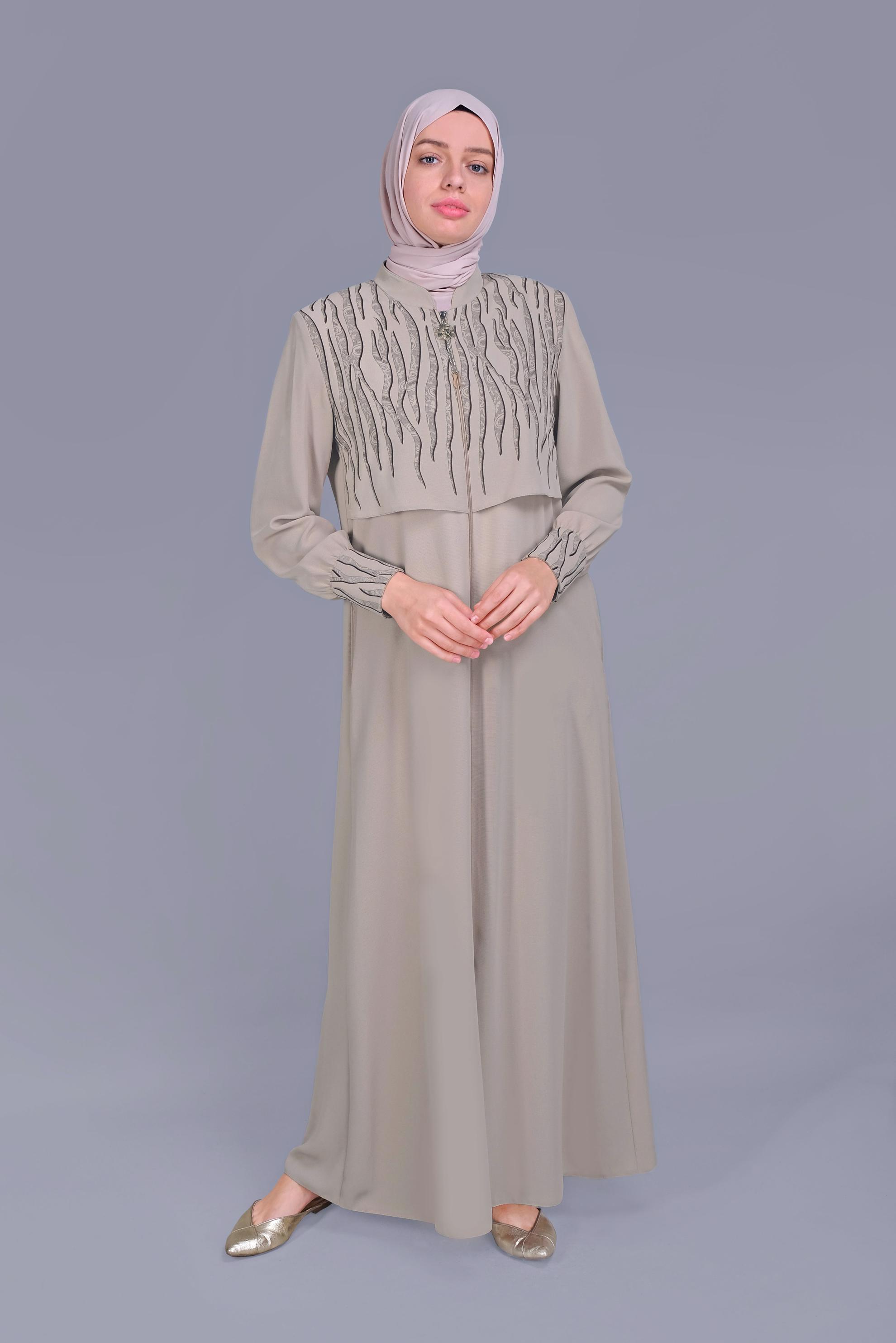 Vêtements hijab BEIGE COUCHE DE FINITION FERMETURE ÉCLAIR AVEC DÉTAIL IMPRIMÉ 10365 