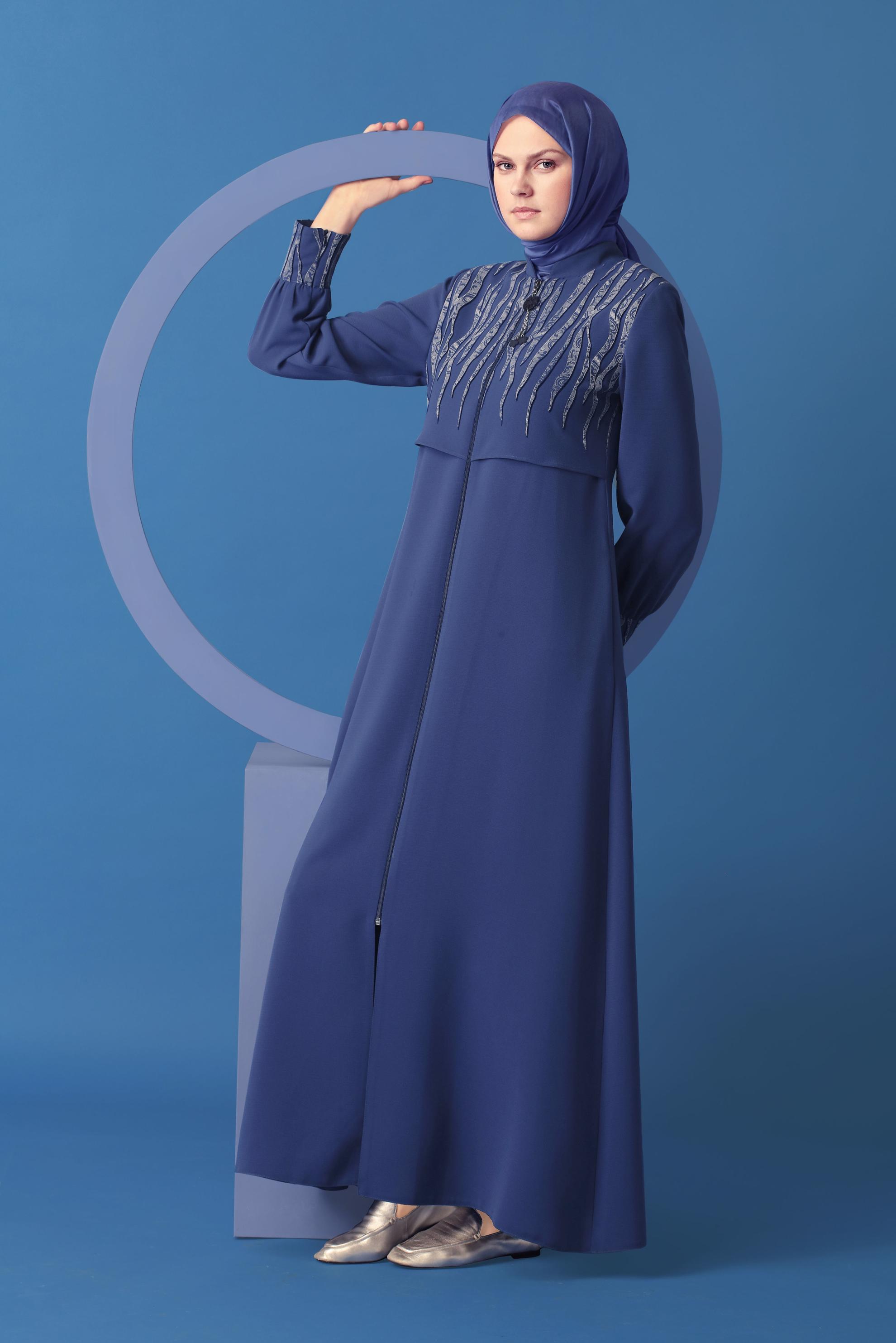 Tesettür giyim LACİVERT BASKI DETAYLI FERMUARLI  PARDESÜ 10365