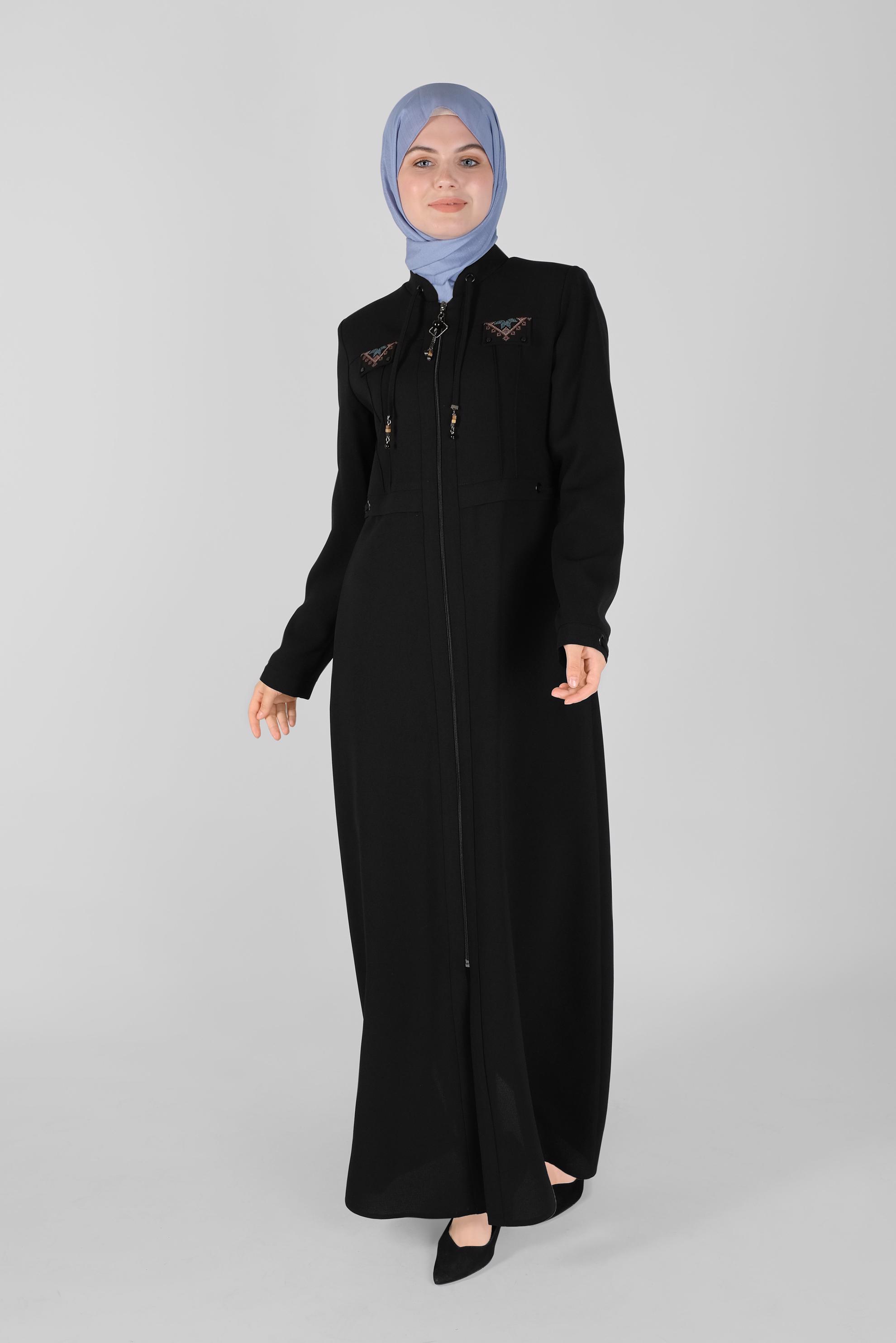 Tesettür giyim SİYAH NAKIŞLI FERMUARLI PARDESÜ 10367 