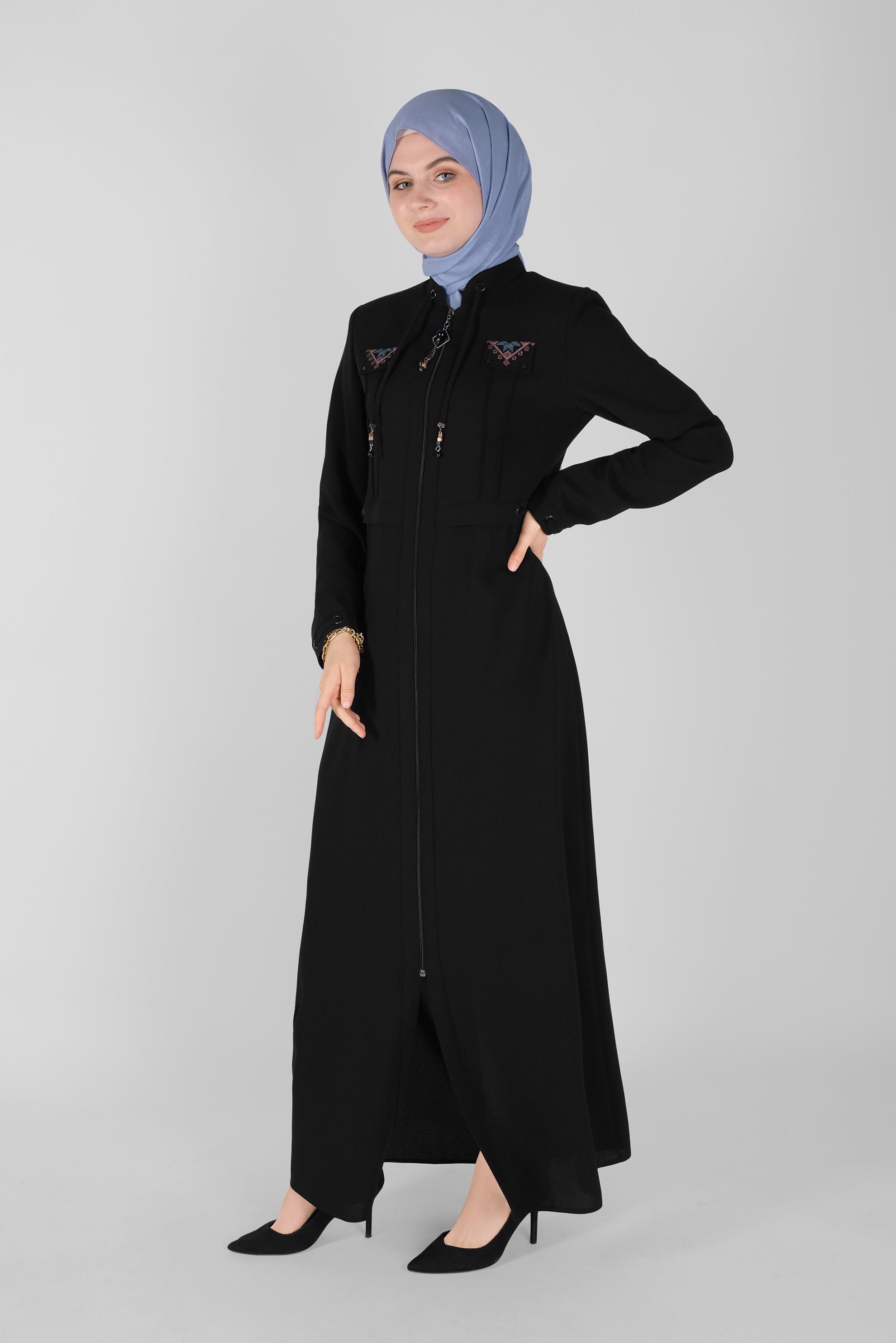 Tesettür giyim SİYAH NAKIŞLI FERMUARLI PARDESÜ 10367 