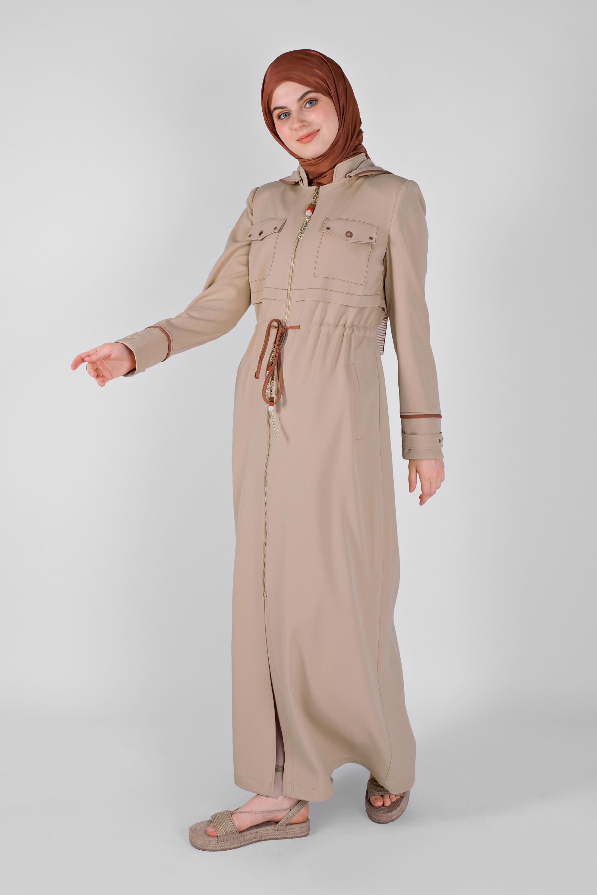 Tesettür giyim BEJ KUŞ GÖZÜ DETAYLI PARDESÜ 10381