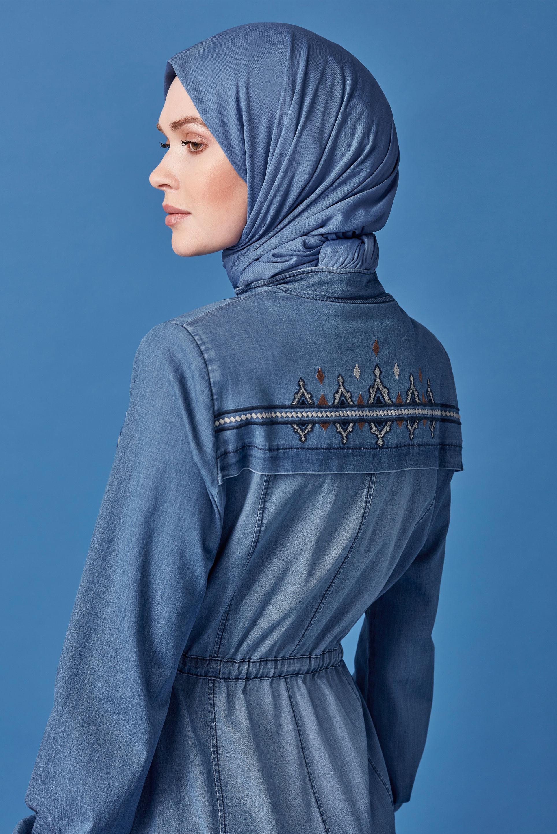 Tesettür giyim LACİVERT NAKIŞ İŞLEMELİ DENİM PARDESÜ 10387