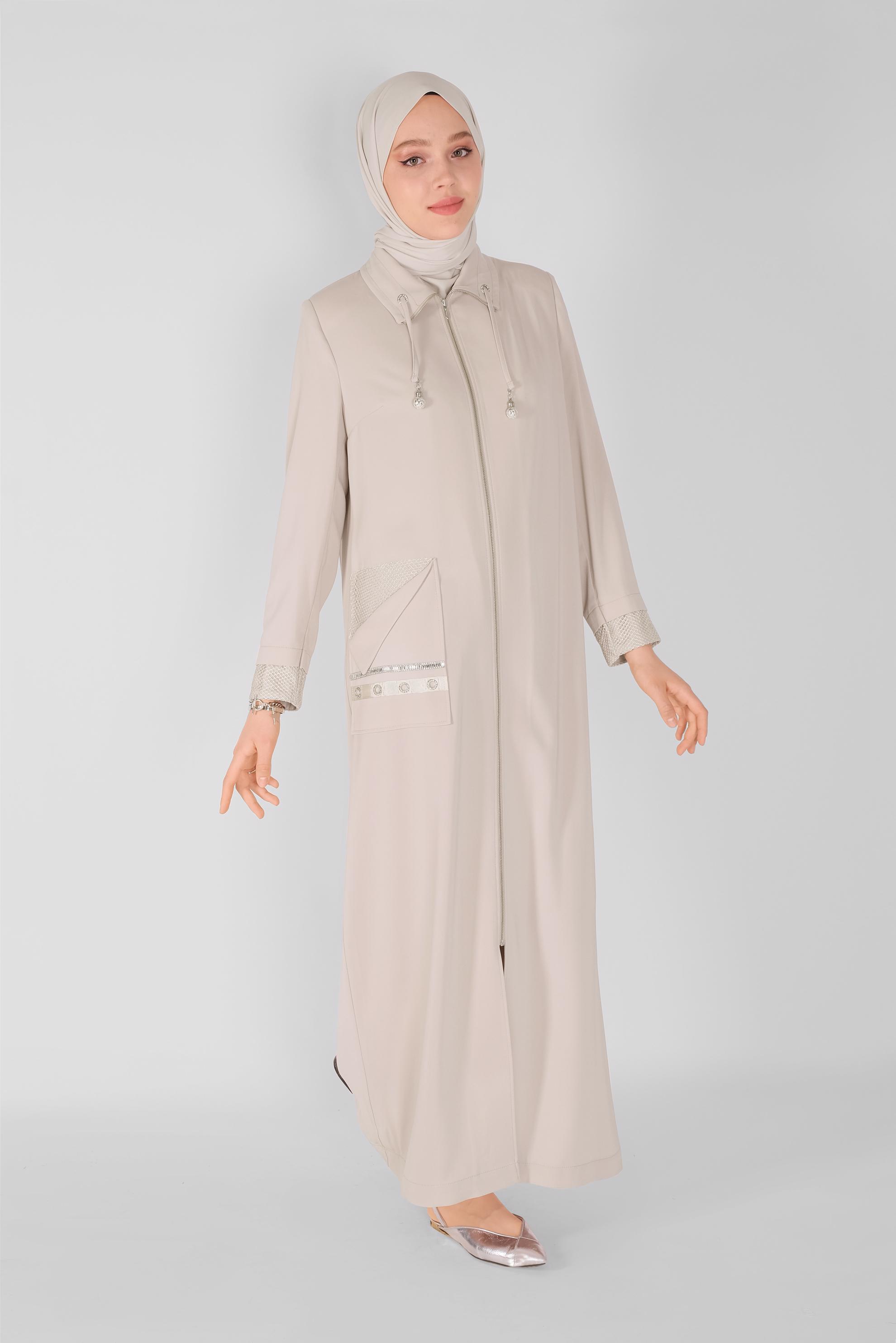 Tesettür giyim BEJ FERMUARLI PARDESÜ 10398