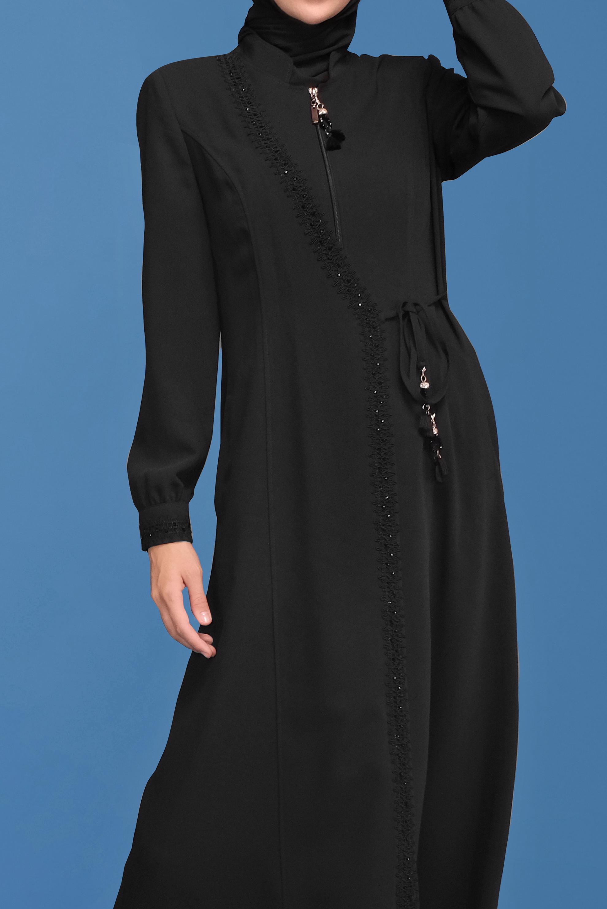 Tesettür giyim SİYAH İŞLEME DETAYLI BAĞLAMALI PARDESÜ 10400