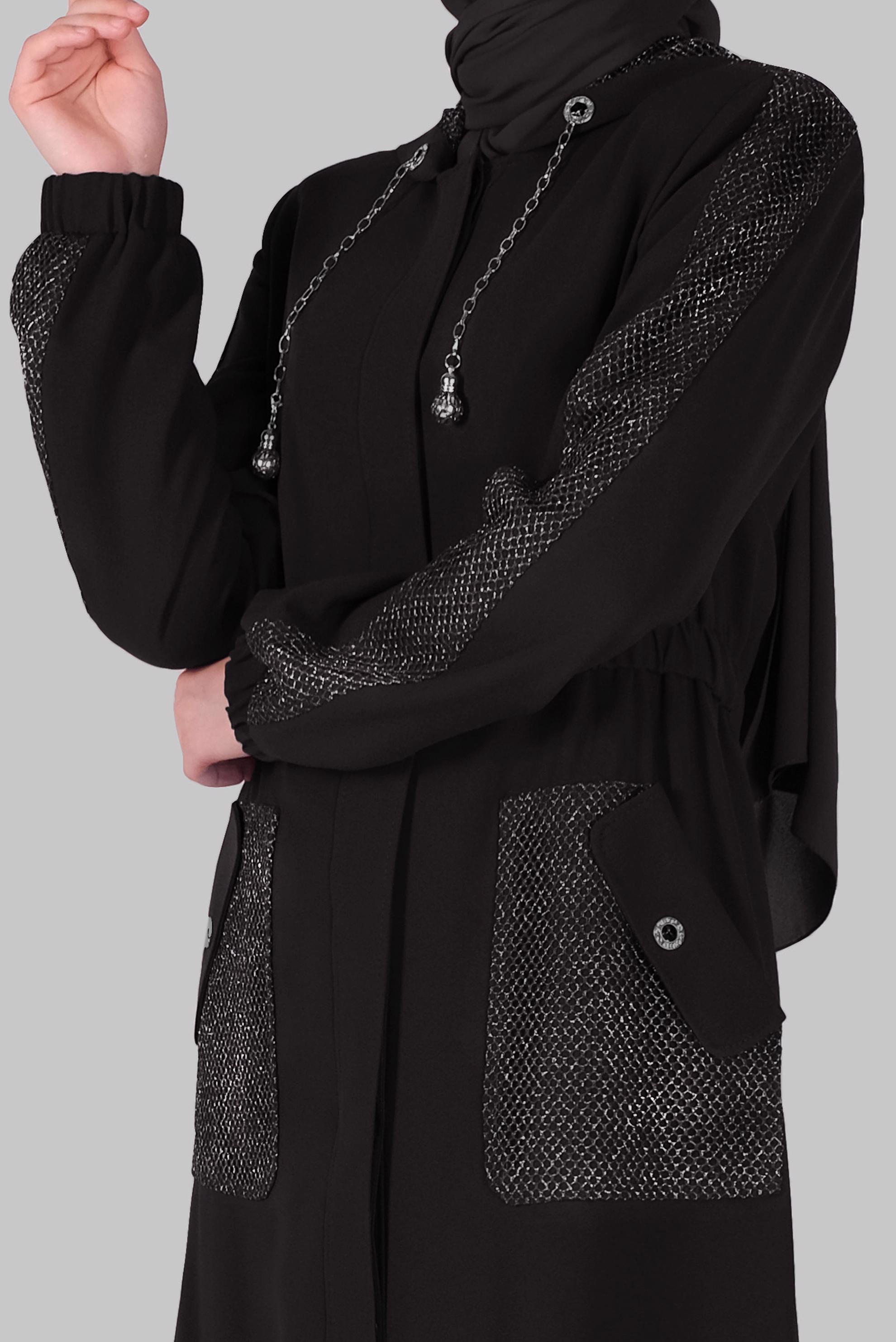 Tesettür giyim SİYAH CEPLİ KUŞ GÖZÜ DETAYLI PARDESÜ 10401 