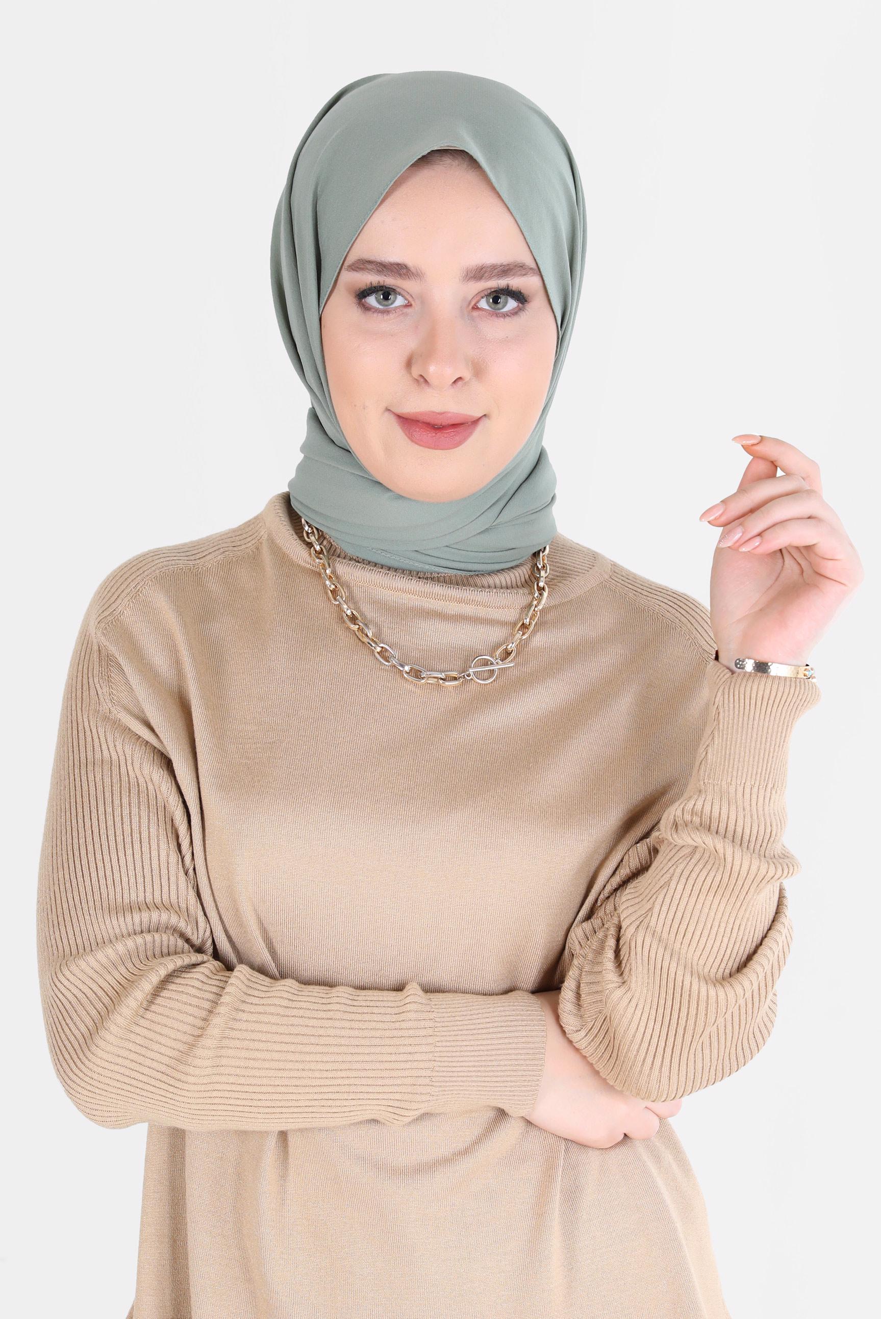 Tesettür giyim YEŞİL ALVİNA İNCE MEDİNE ŞAL 8063 