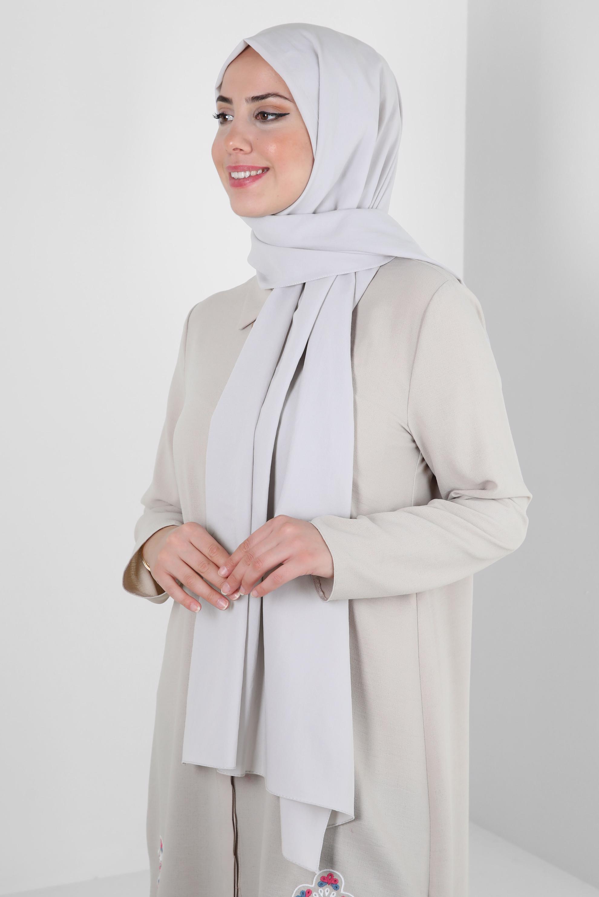 Tesettür giyim GÜMÜŞ ALVİNA İNCE MEDİNE ŞAL 8063 