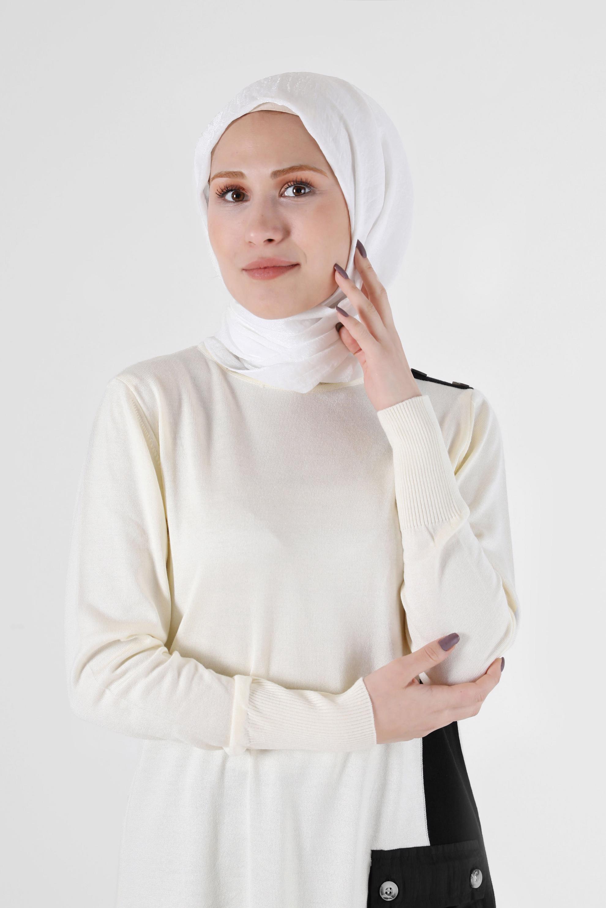 Tesettür giyim EKRU ALVİNA ŞAL 8064 