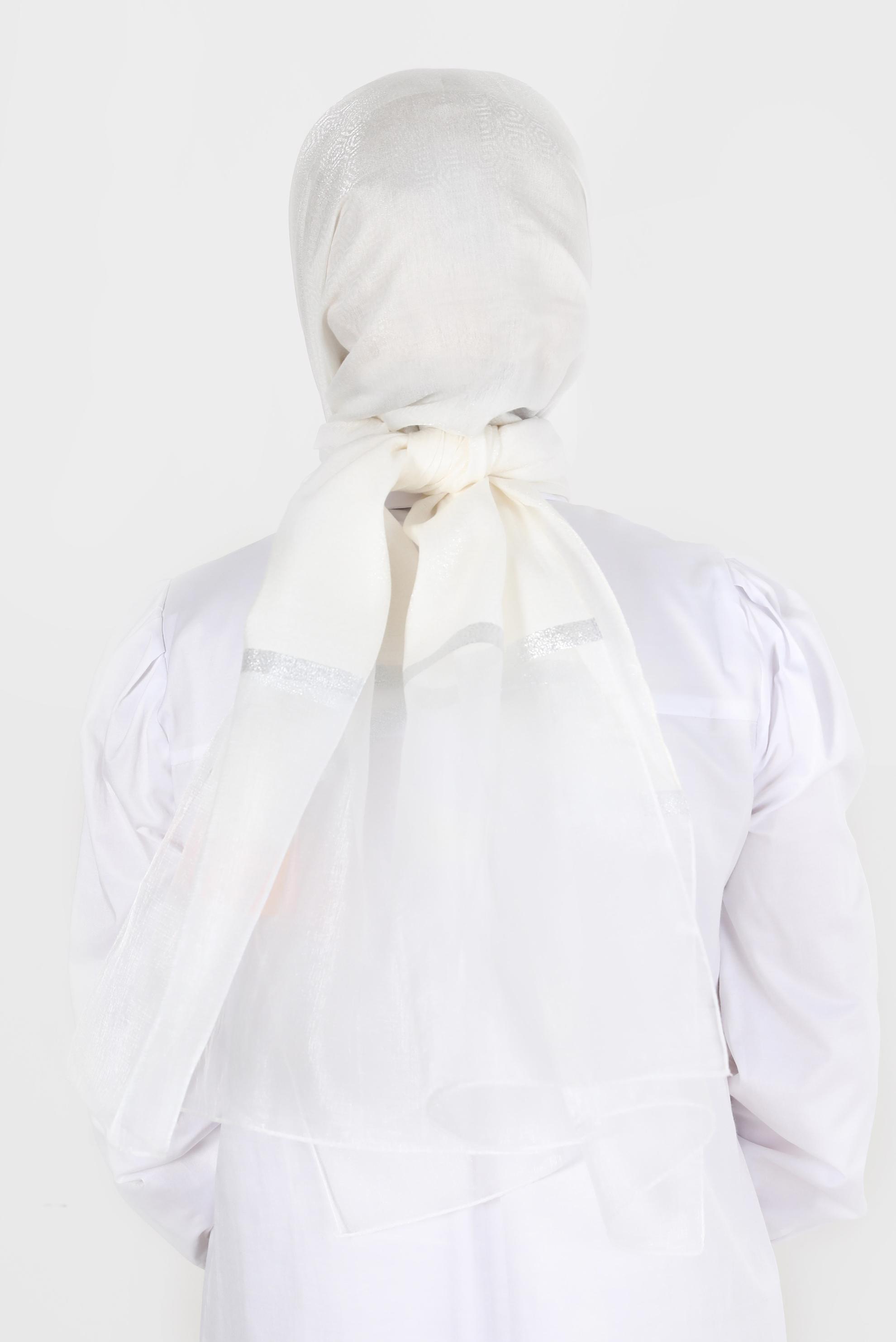 Tesettür giyim EKRU ALVİNA ŞAL 8065 