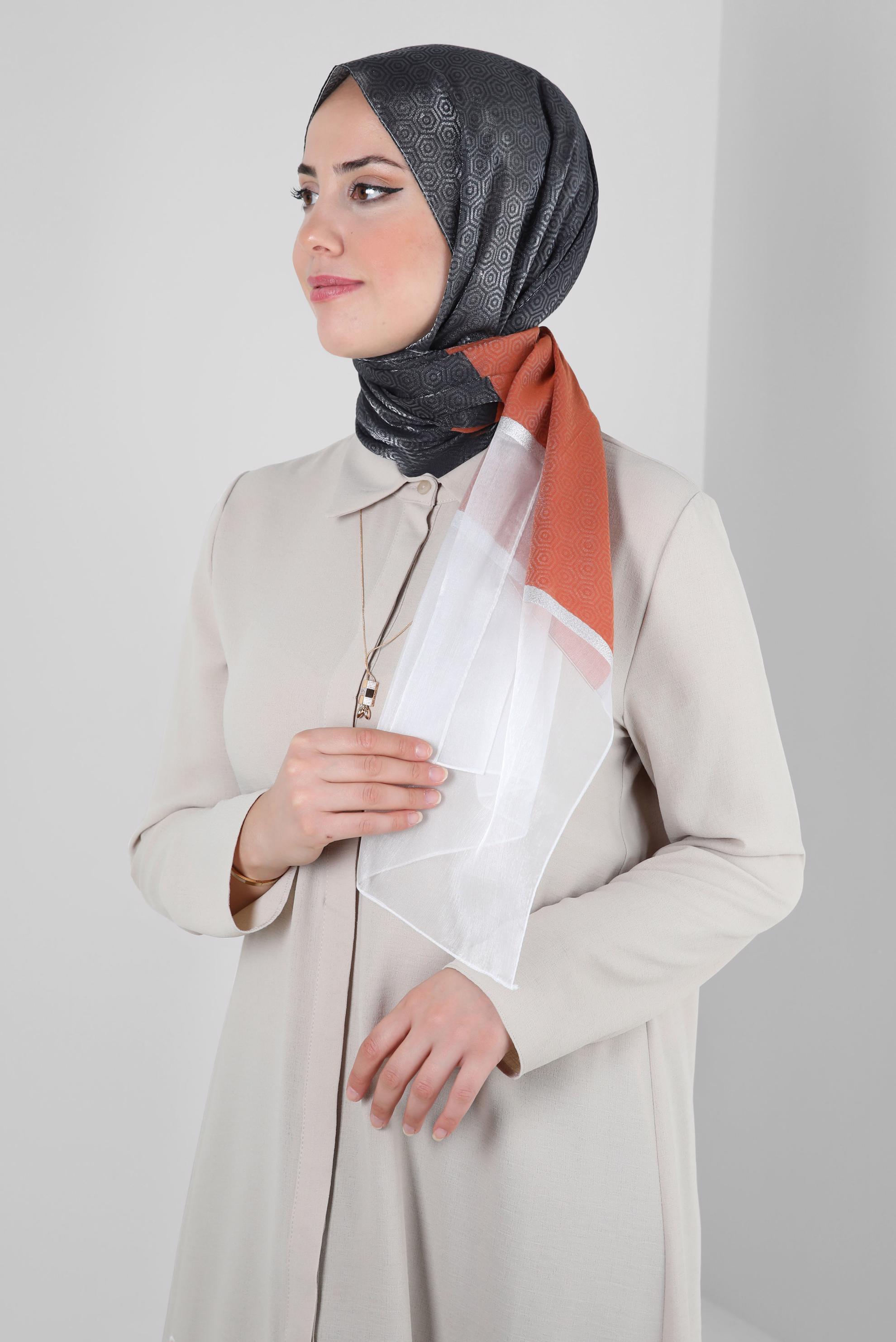 Tesettür giyim SİYAH ALVİNA ŞAL 8065 