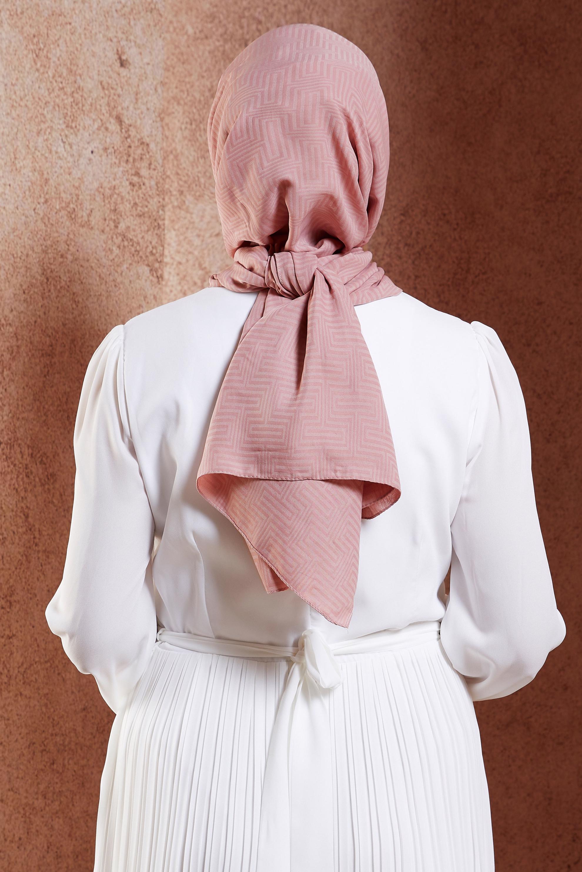 Tesettür giyim PUDRA ALVİNA LABİRENT DESEN ŞAL 8067 