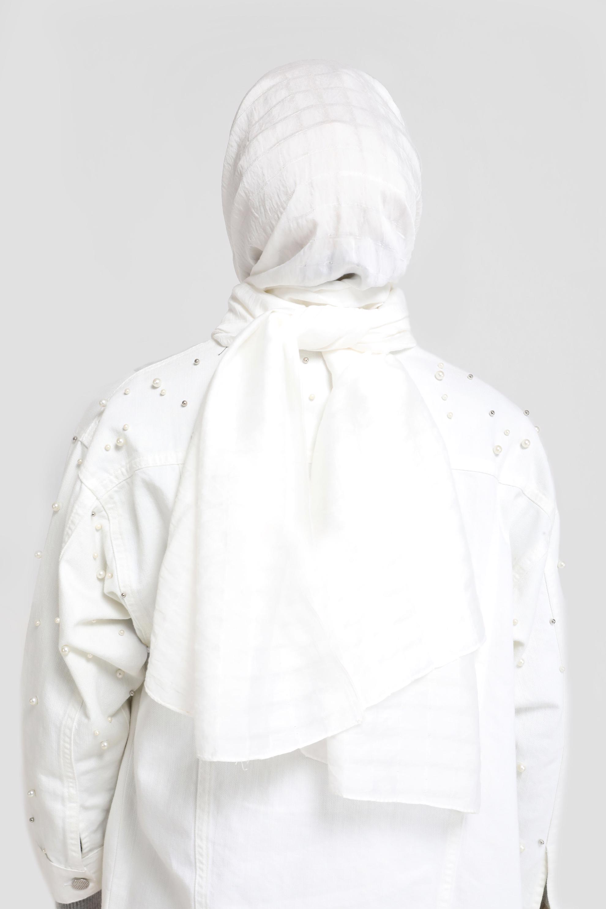 Tesettür giyim EKRU ALVİNA KARE KUTU ŞAL 8069 