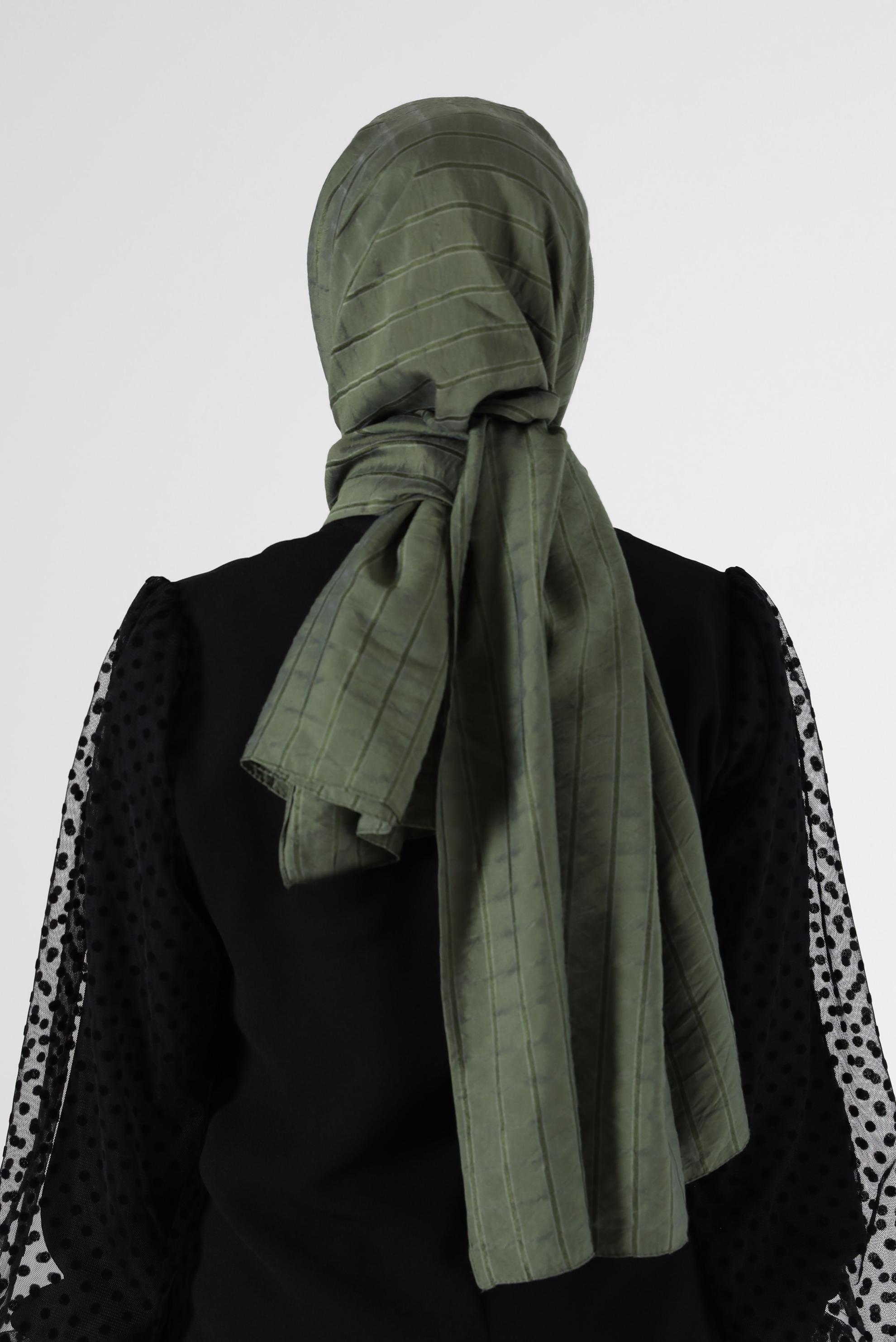 Tesettür giyim HAKİ ALVİNA KARE KUTU ŞAL 8069 